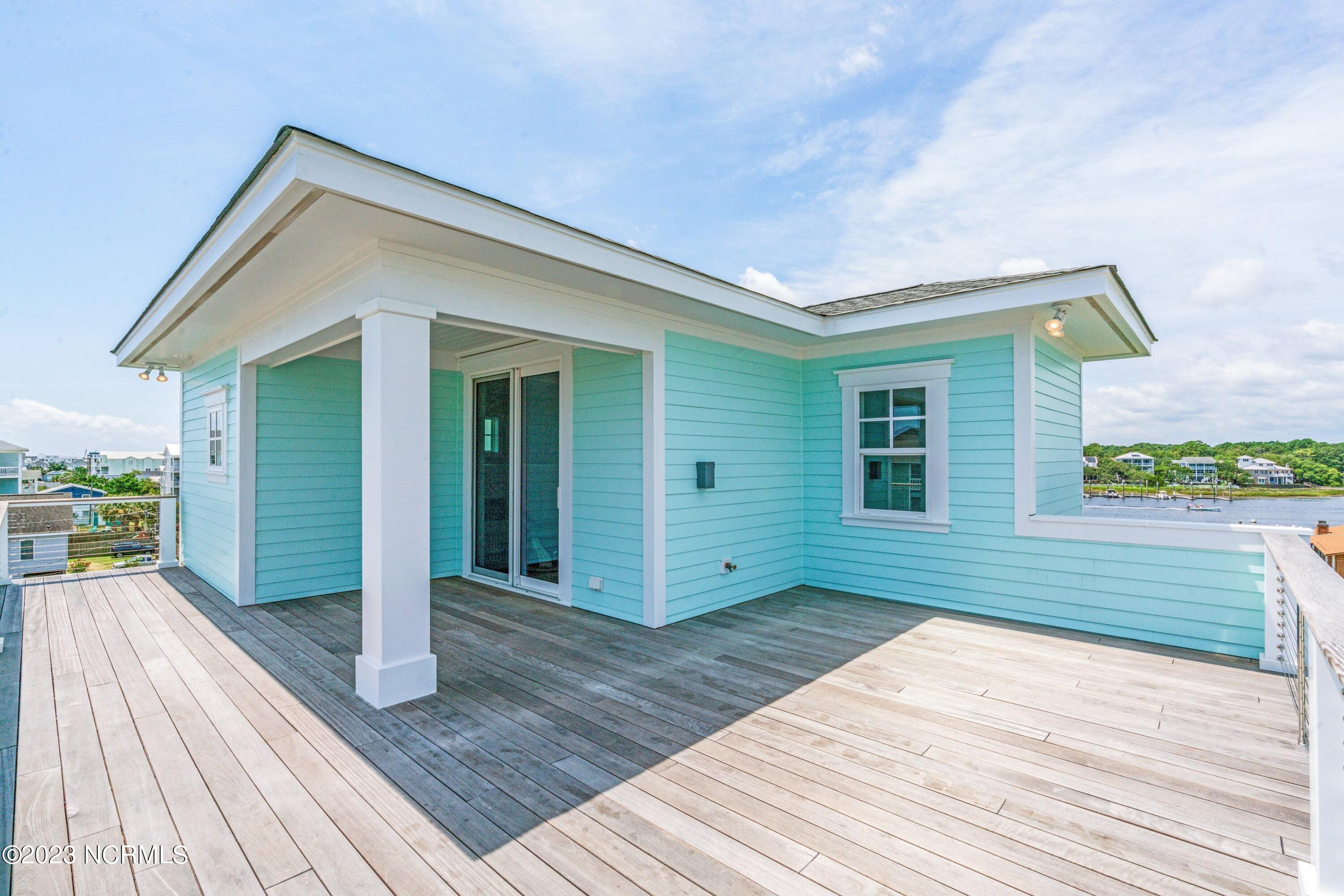 903 Carolina Beach Avenue N