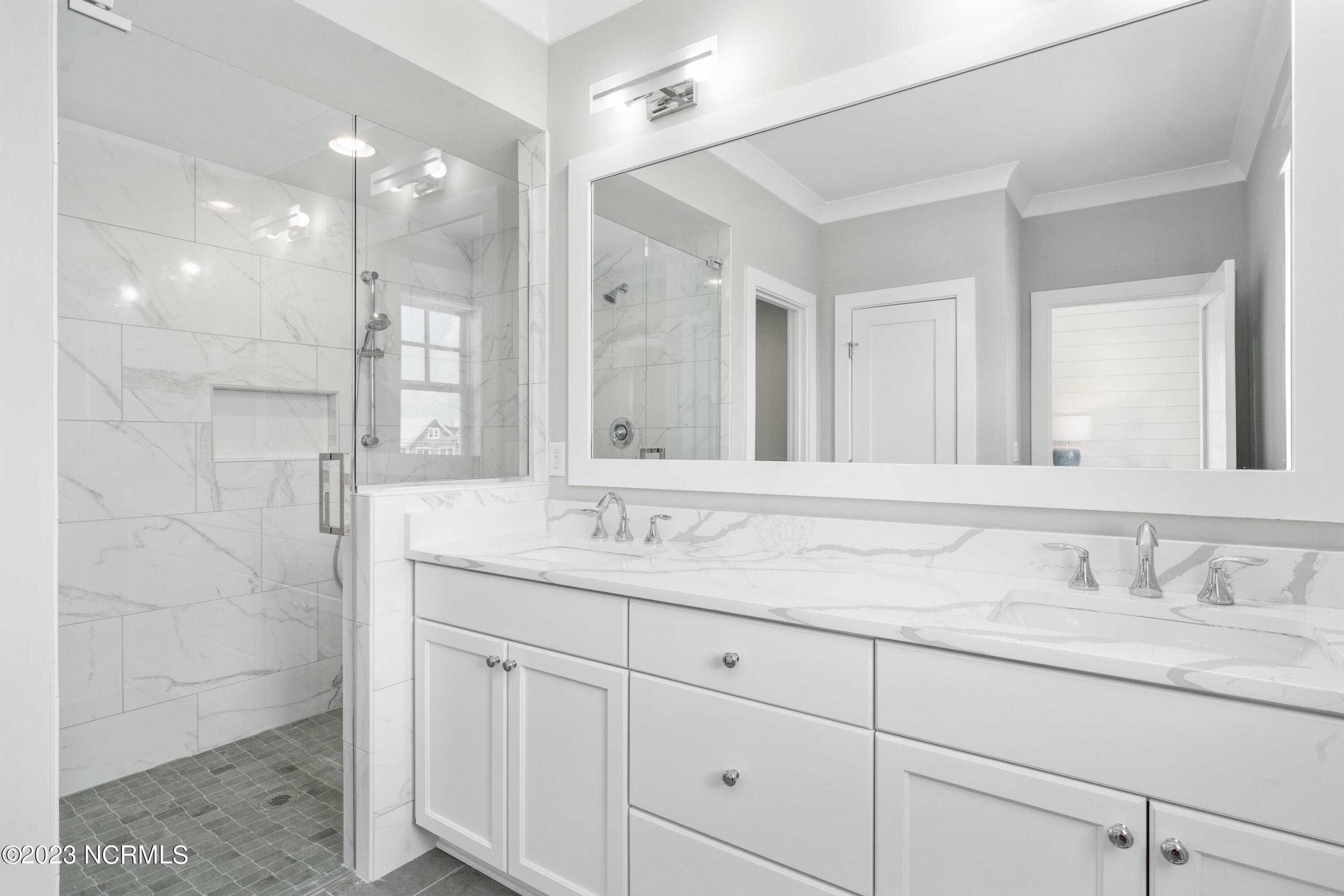 903 Carolina Beach Avenue N