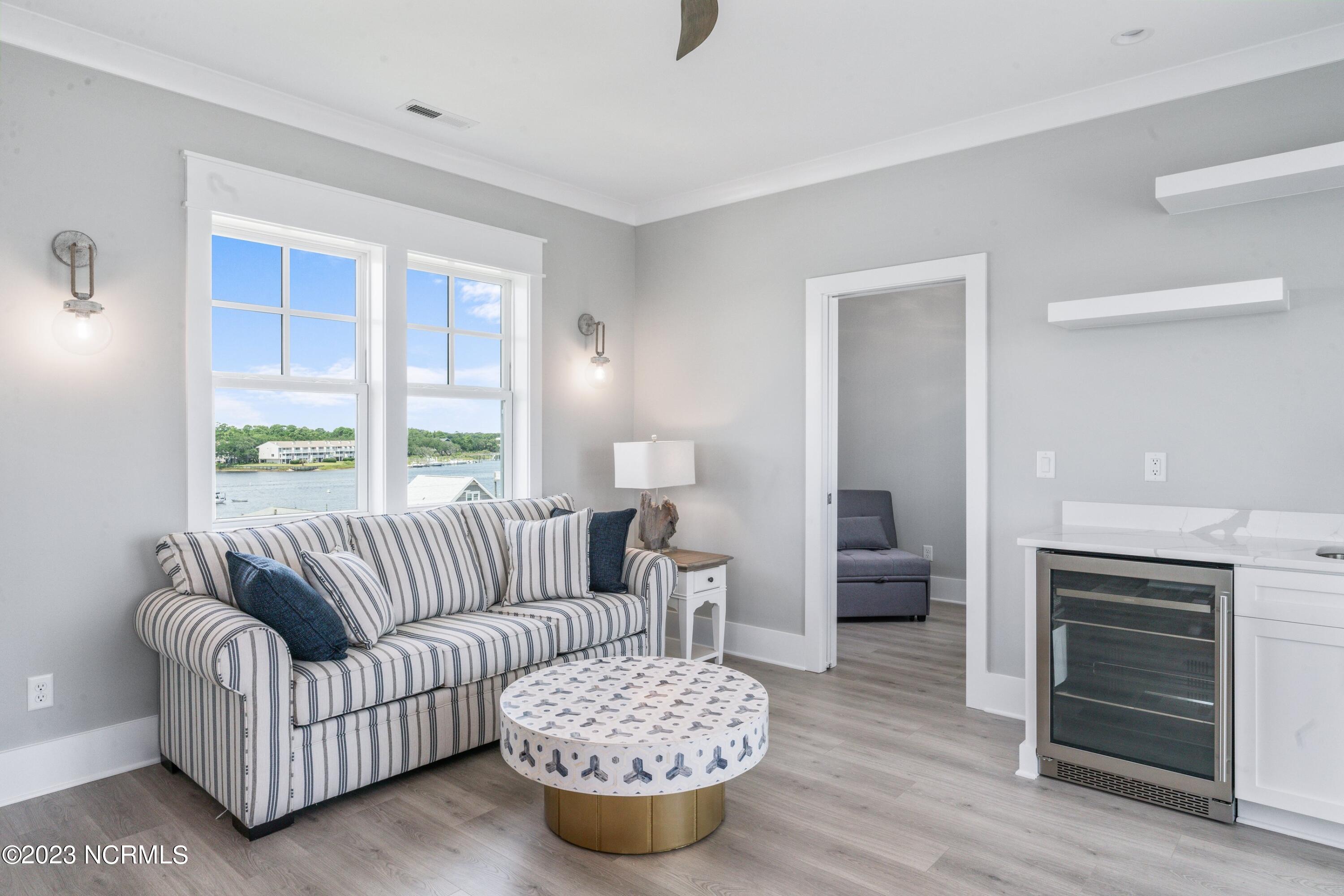 903 Carolina Beach Avenue N