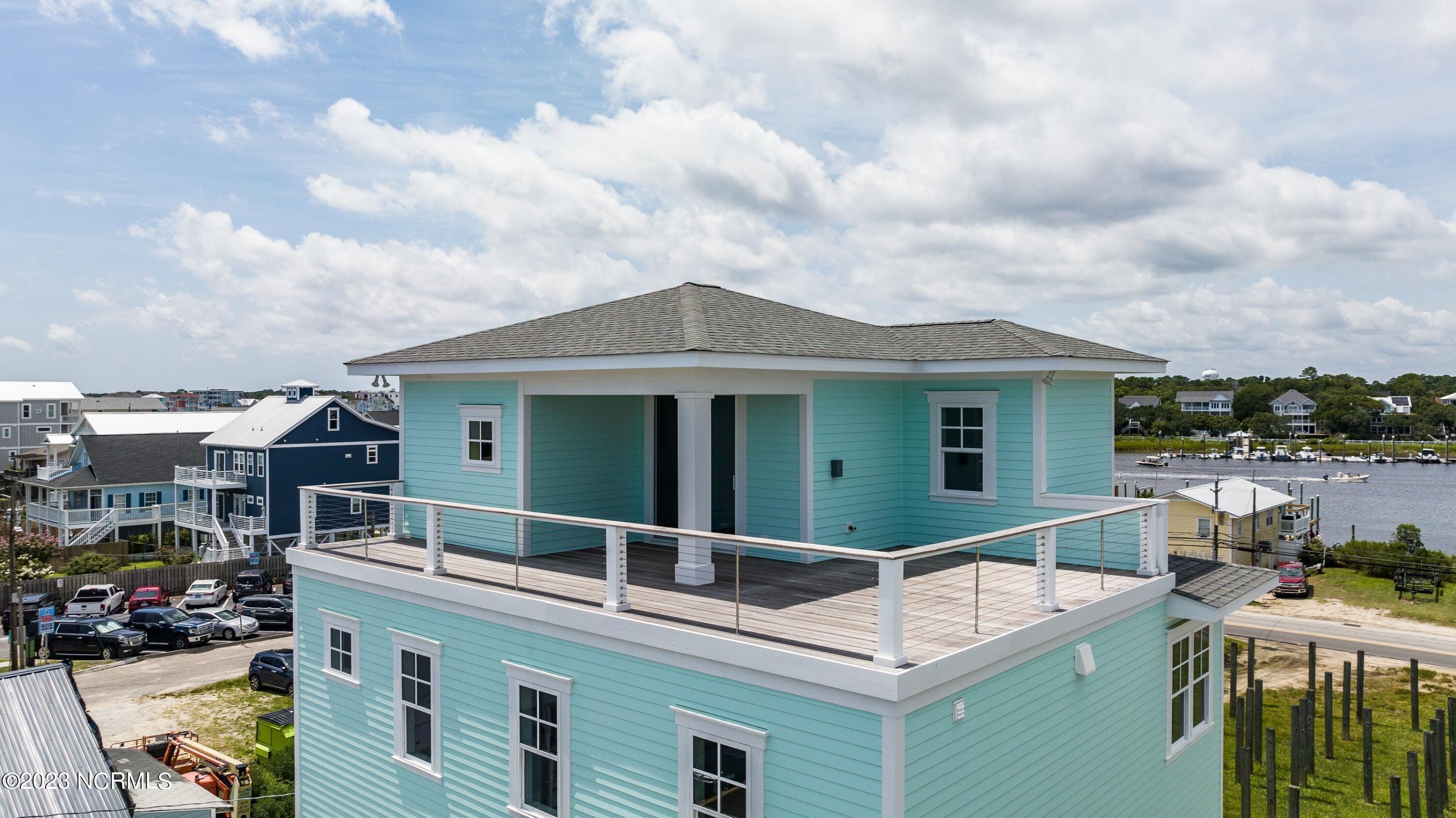 903 Carolina Beach Avenue N