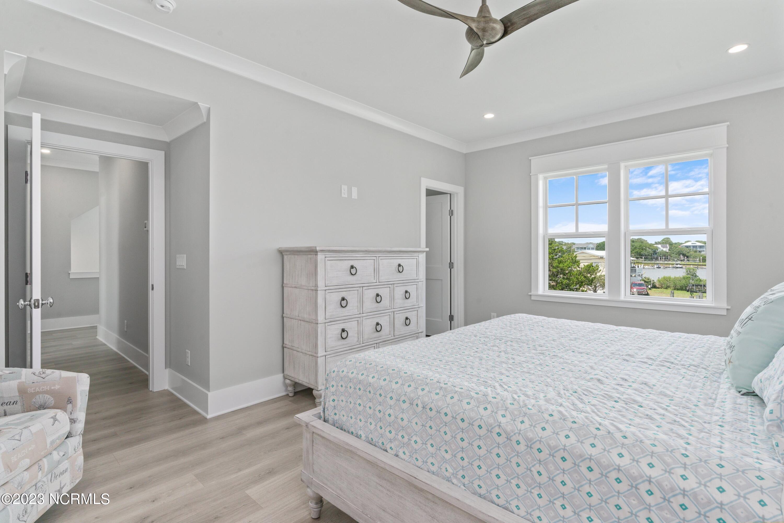 903 Carolina Beach Avenue N