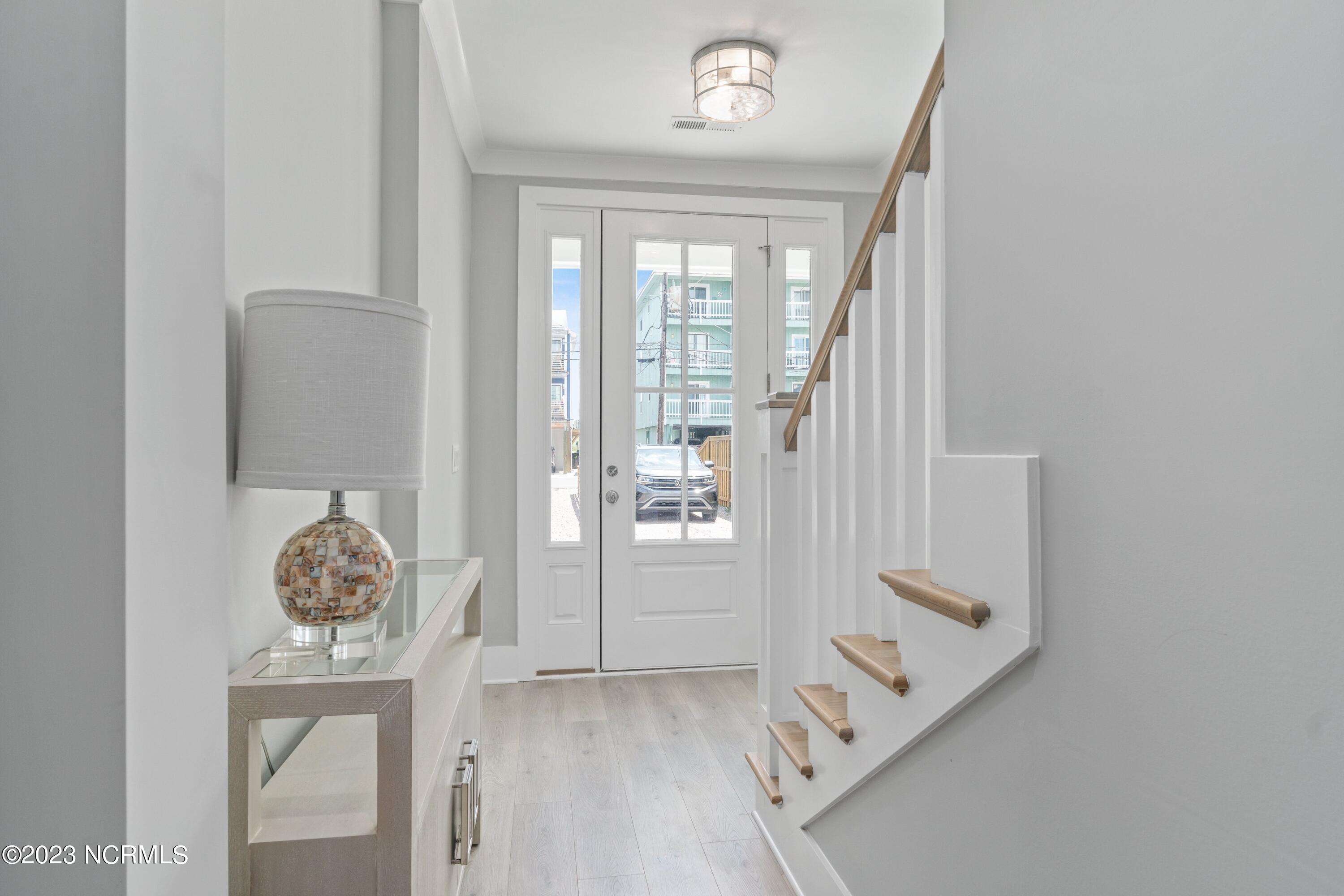 903 Carolina Beach Avenue N