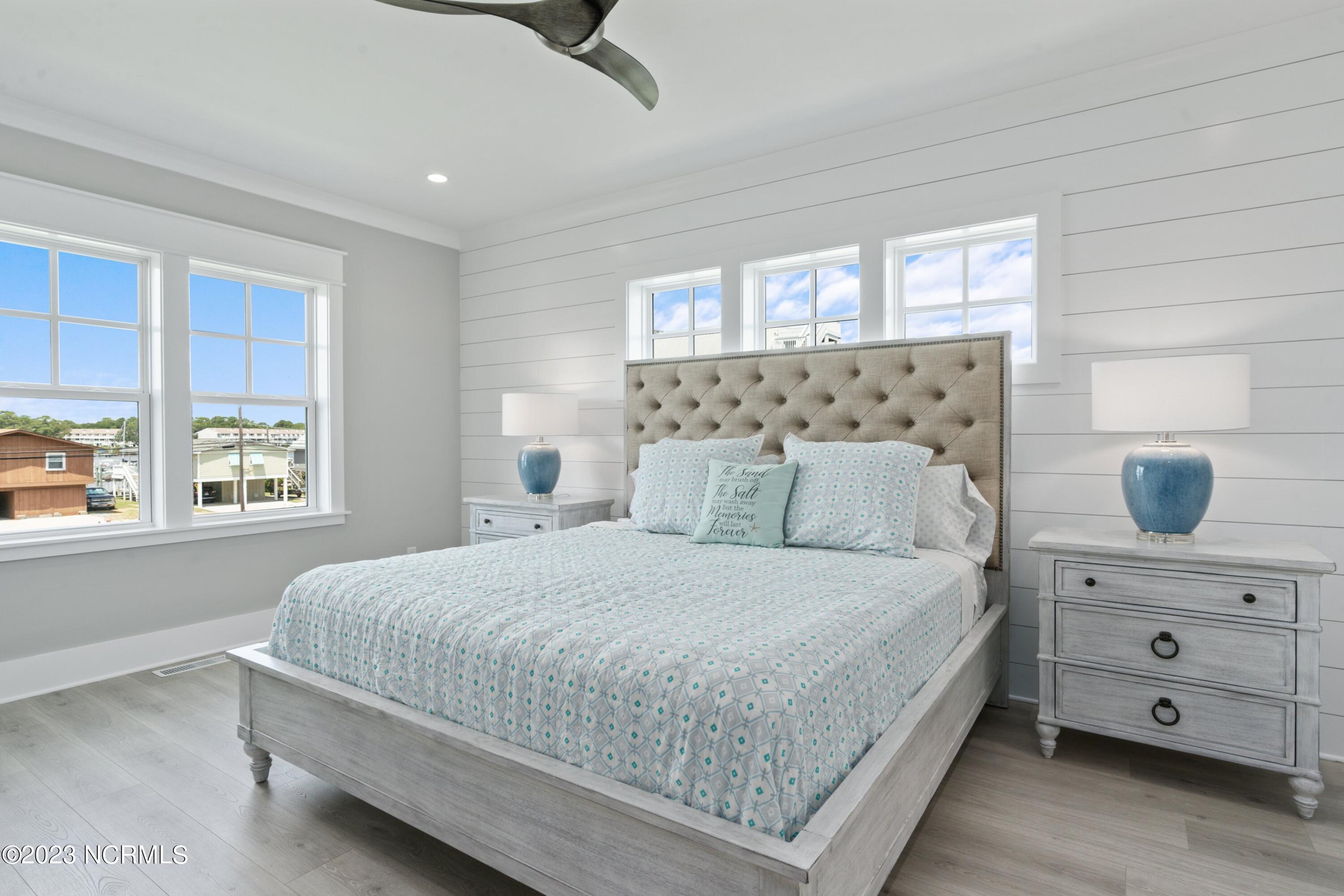 903 Carolina Beach Avenue N