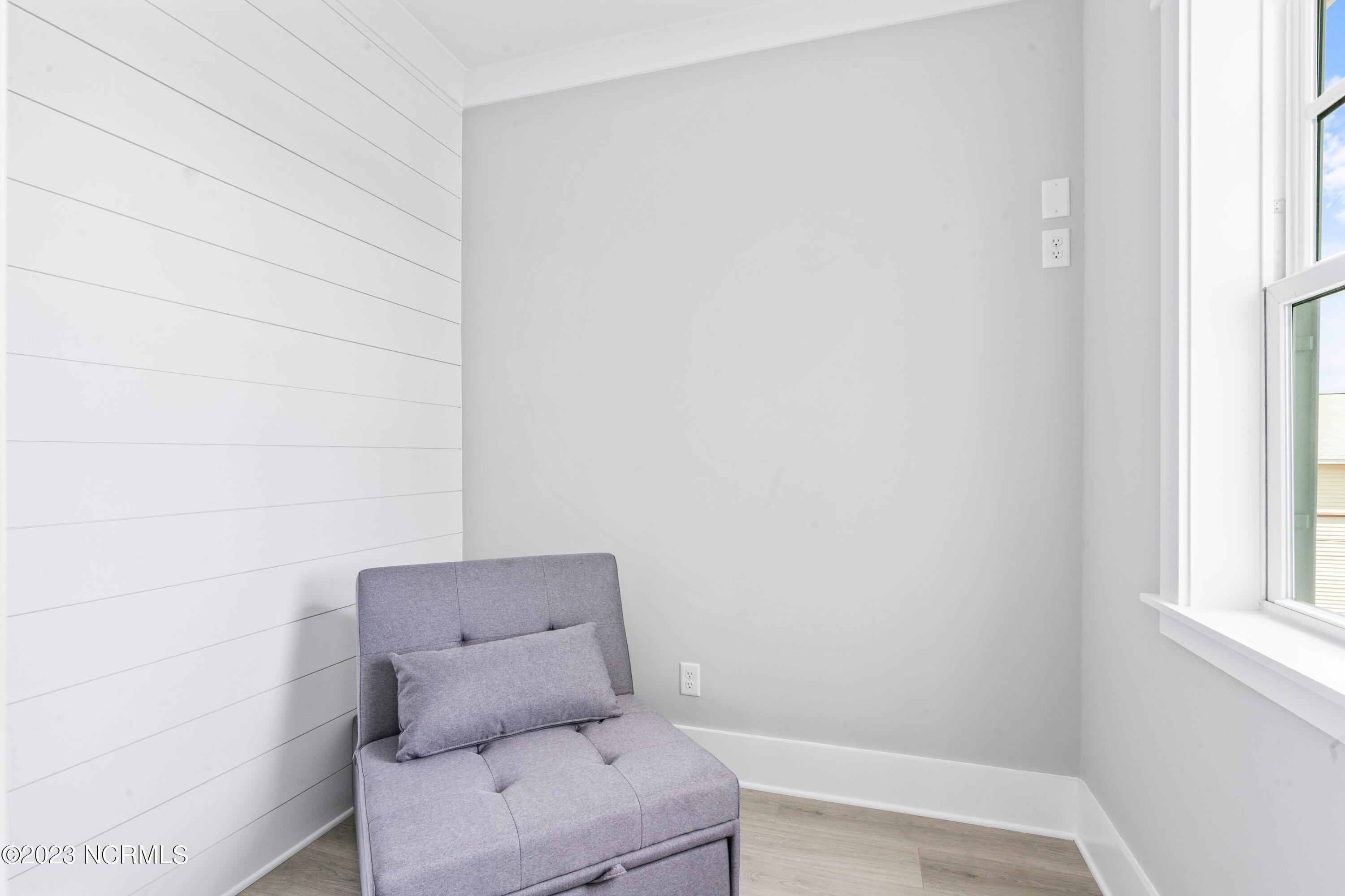 903 Carolina Beach Avenue N