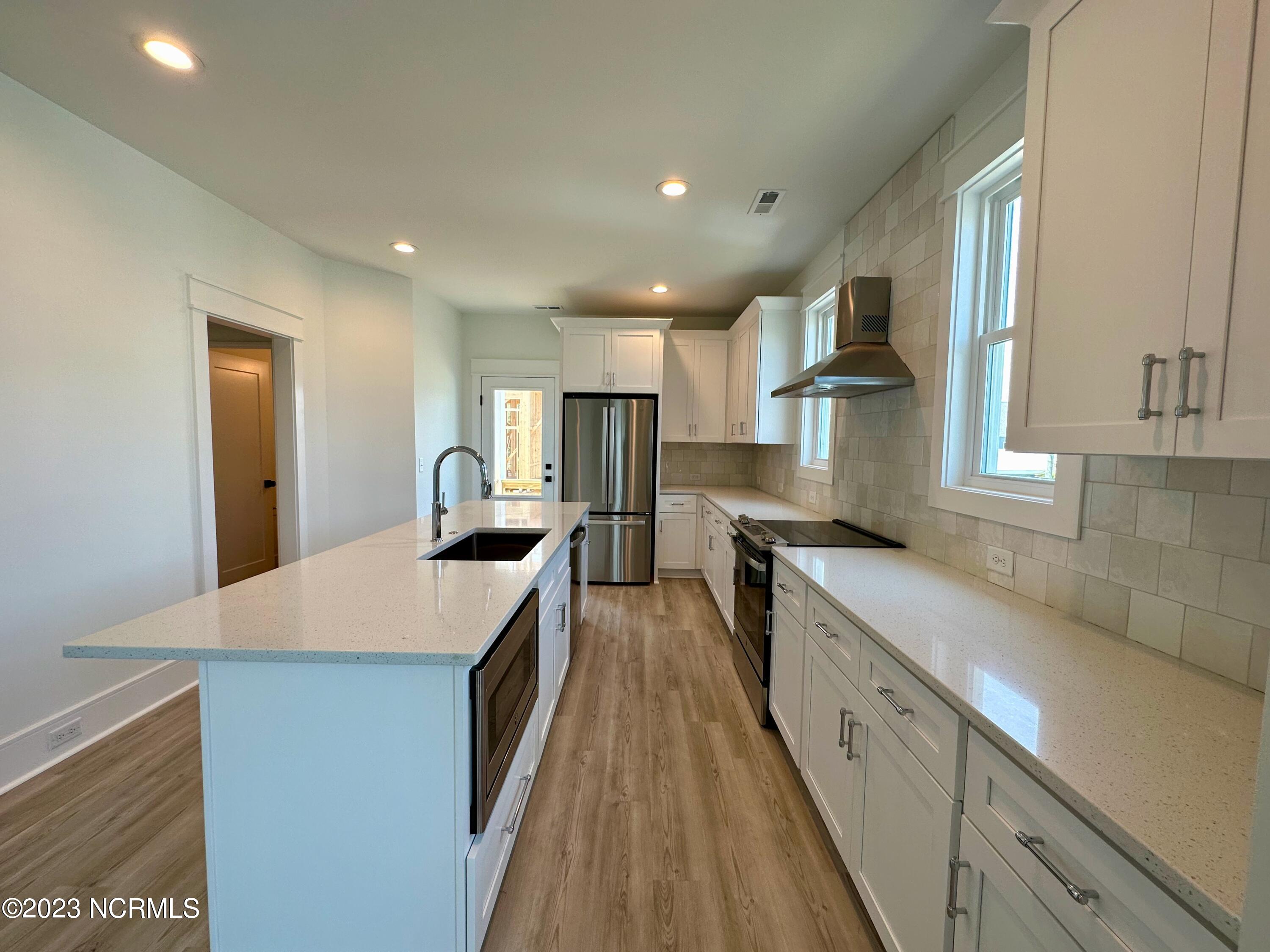 900 Second Street, 1