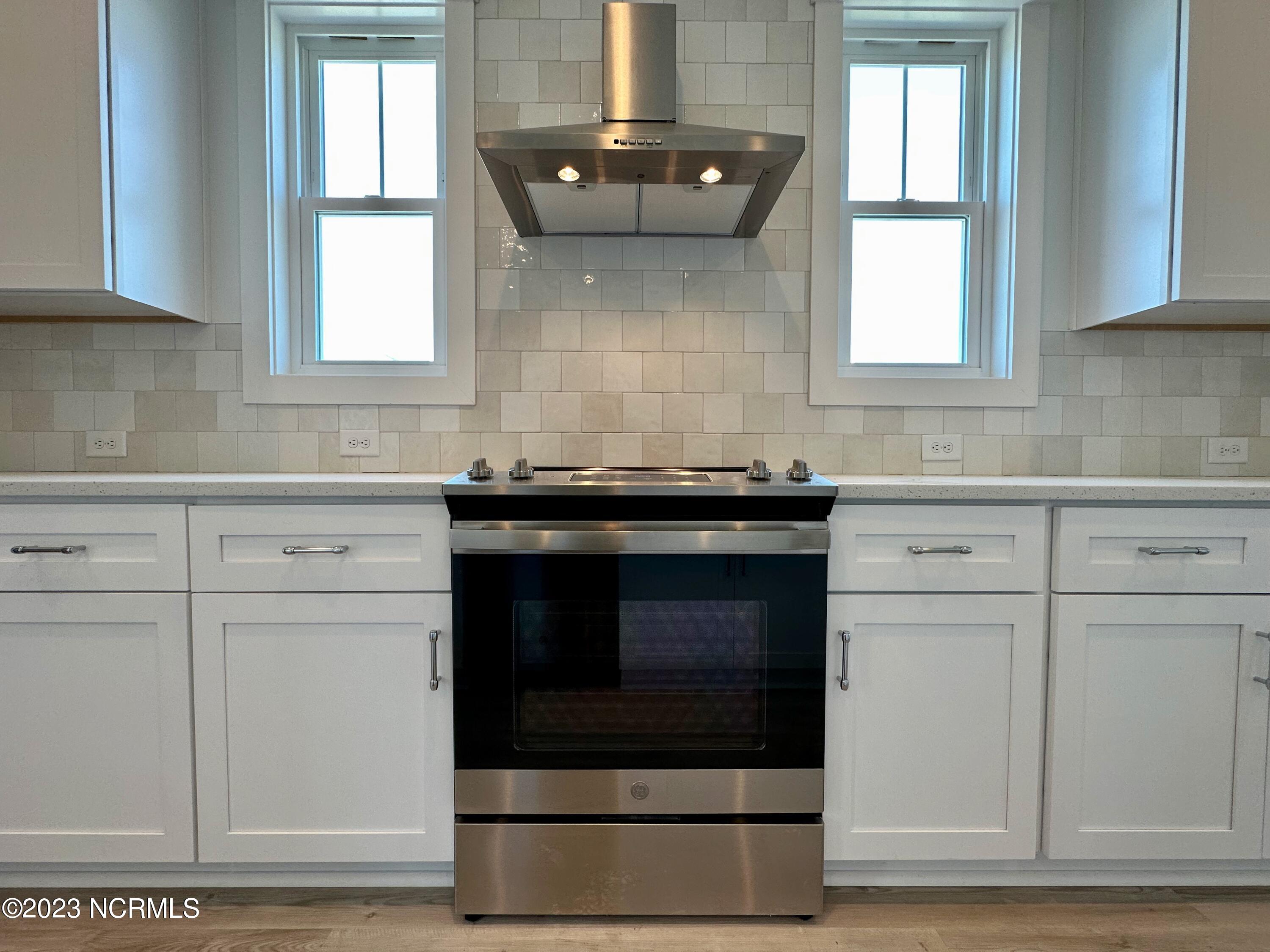 900 Second Street, 1