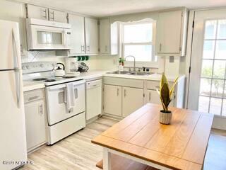 330 S Fourth Avenue, Unit 2