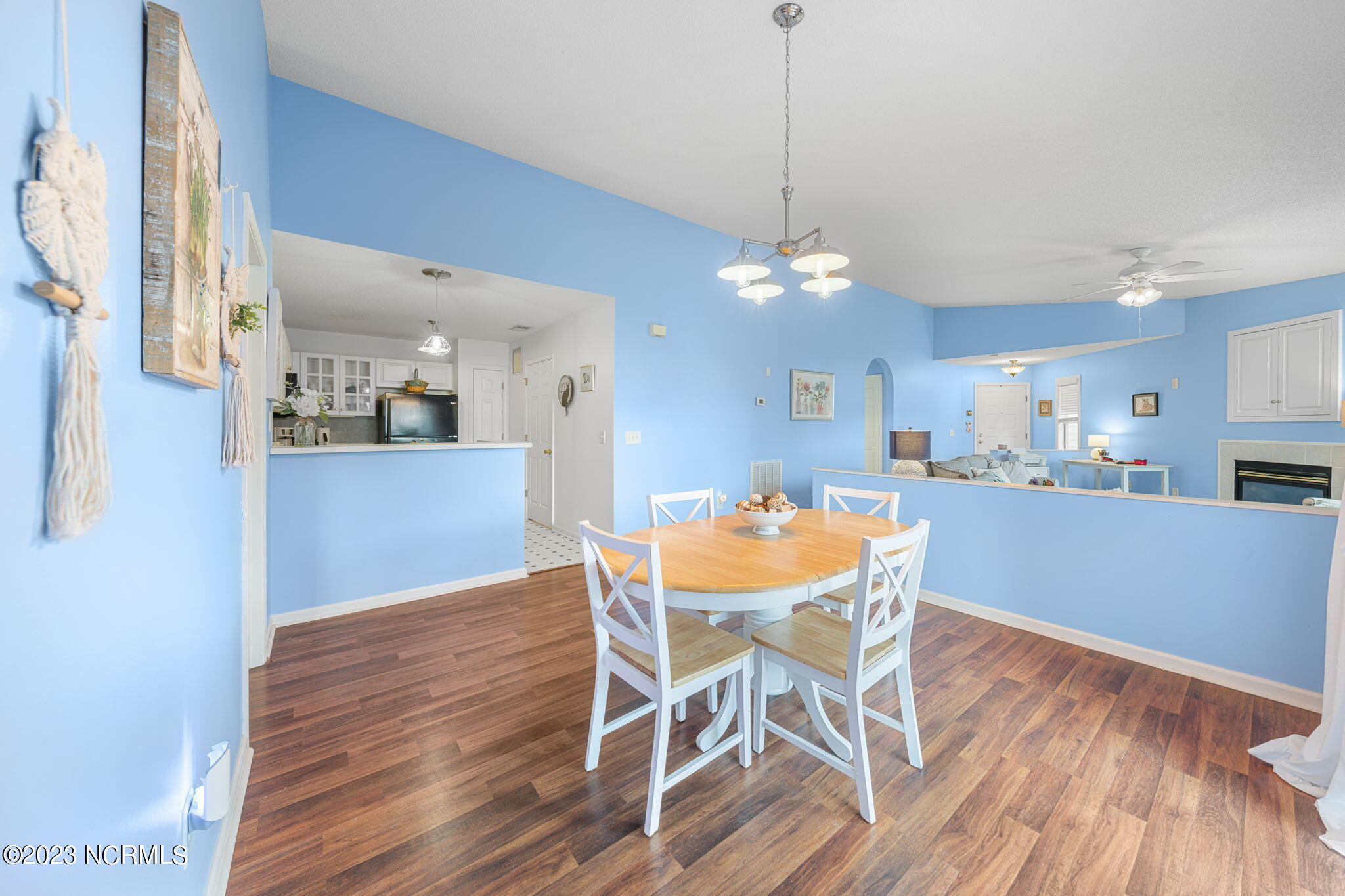 4140 Breezewood Drive Apt 203