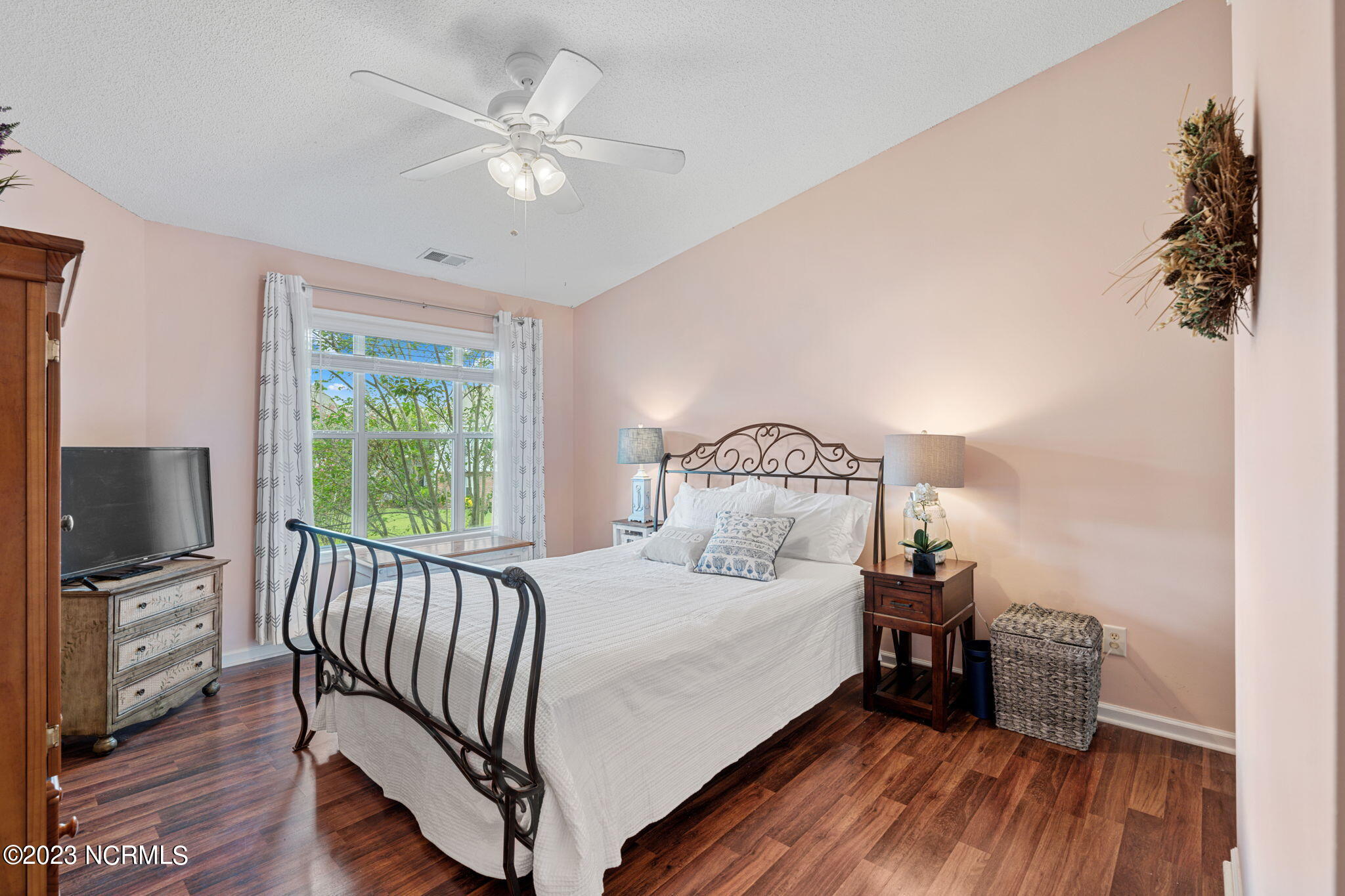 4140 Breezewood Drive Apt 203