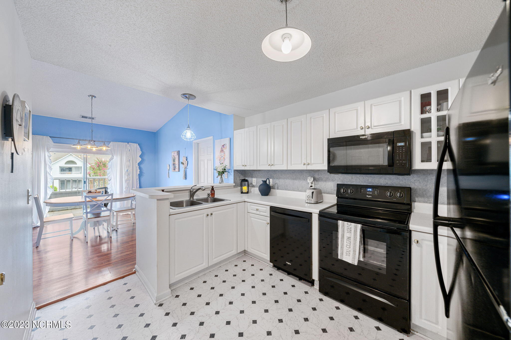 4140 Breezewood Drive Apt 203