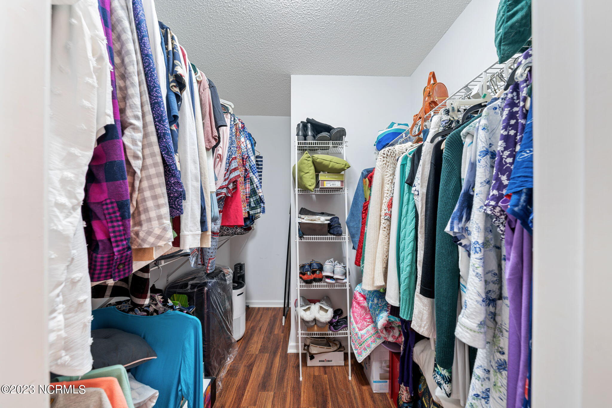 4140 Breezewood Drive Apt 203