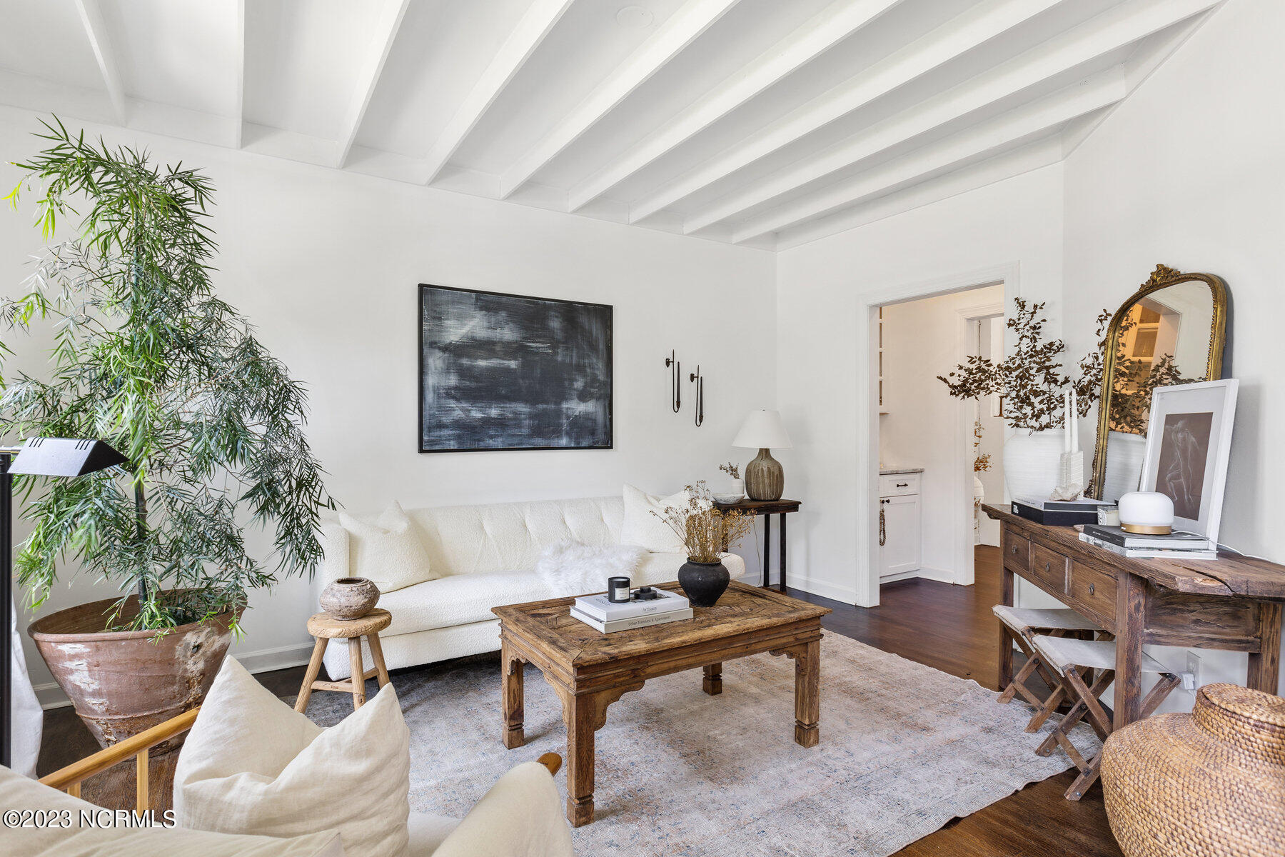 6305 Single Tree Court