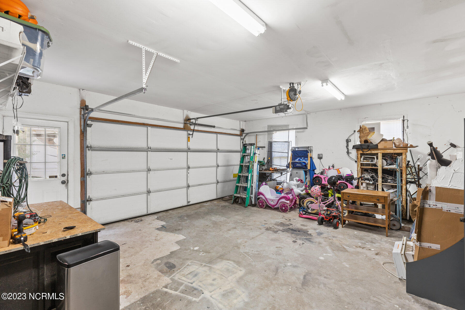 6305 Single Tree Court