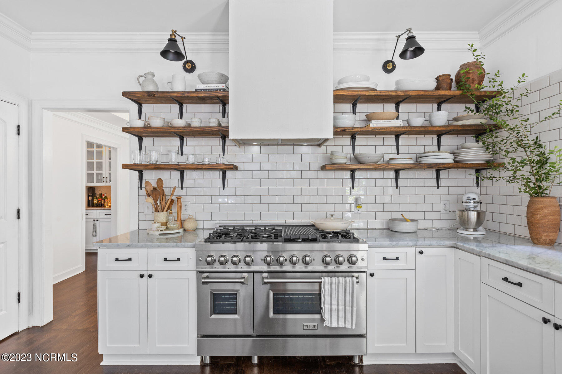 6305 Single Tree Court