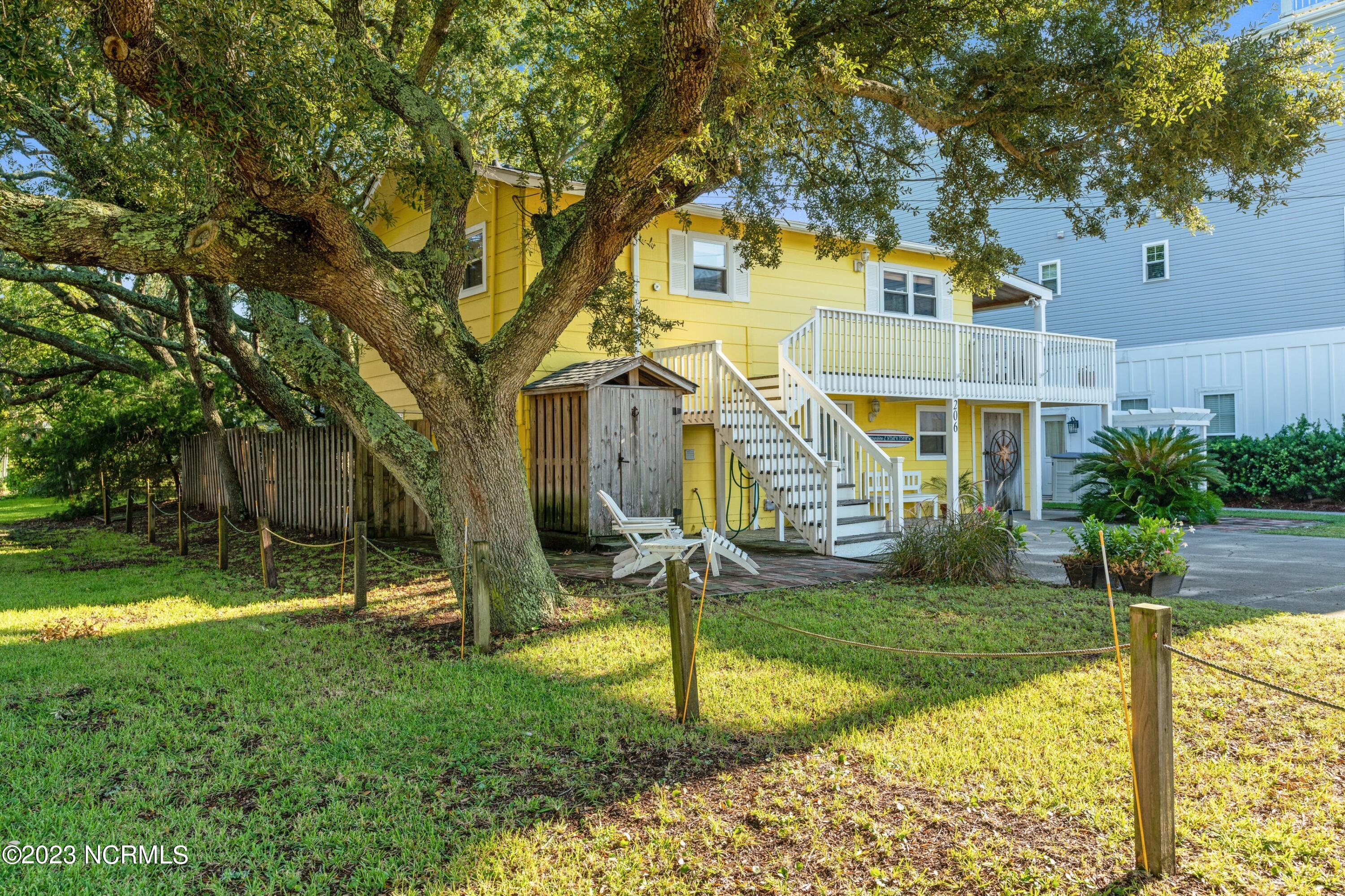 206 South Carolina Avenue