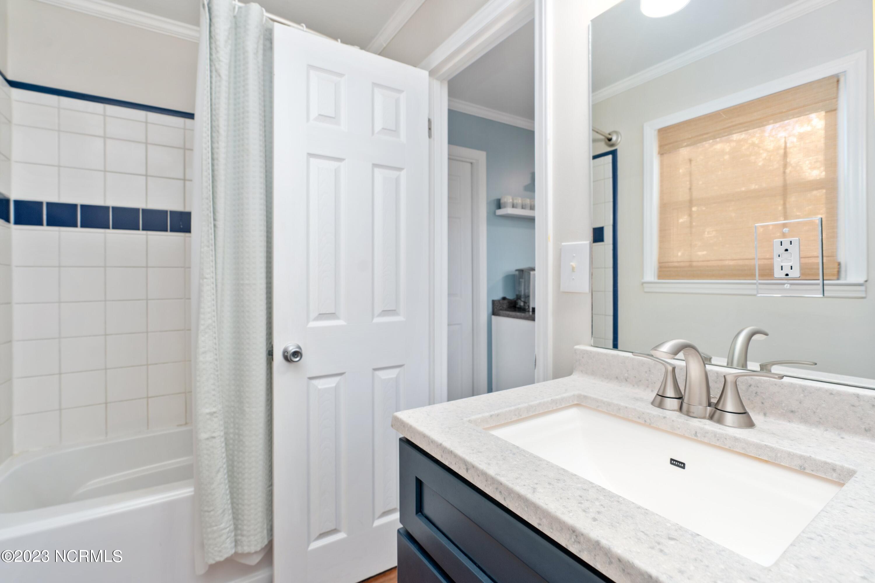 206 South Carolina Avenue