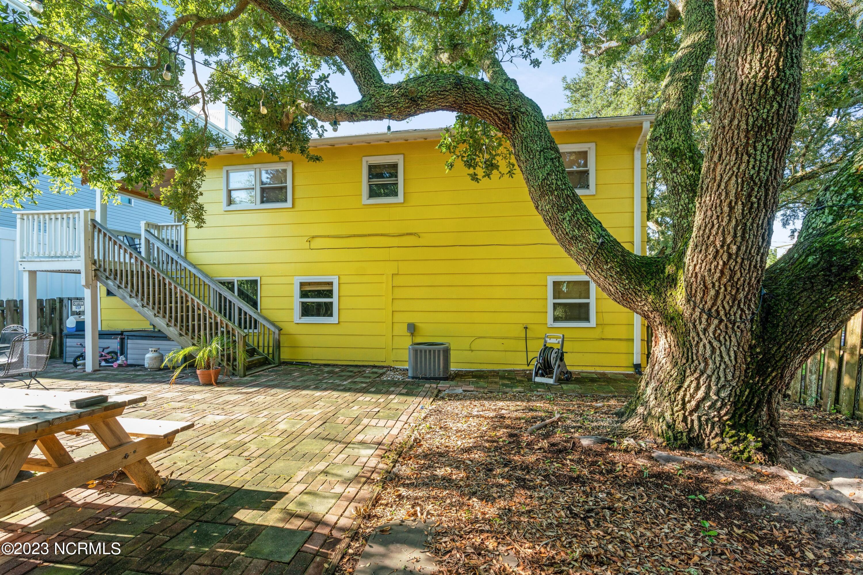 206 South Carolina Avenue