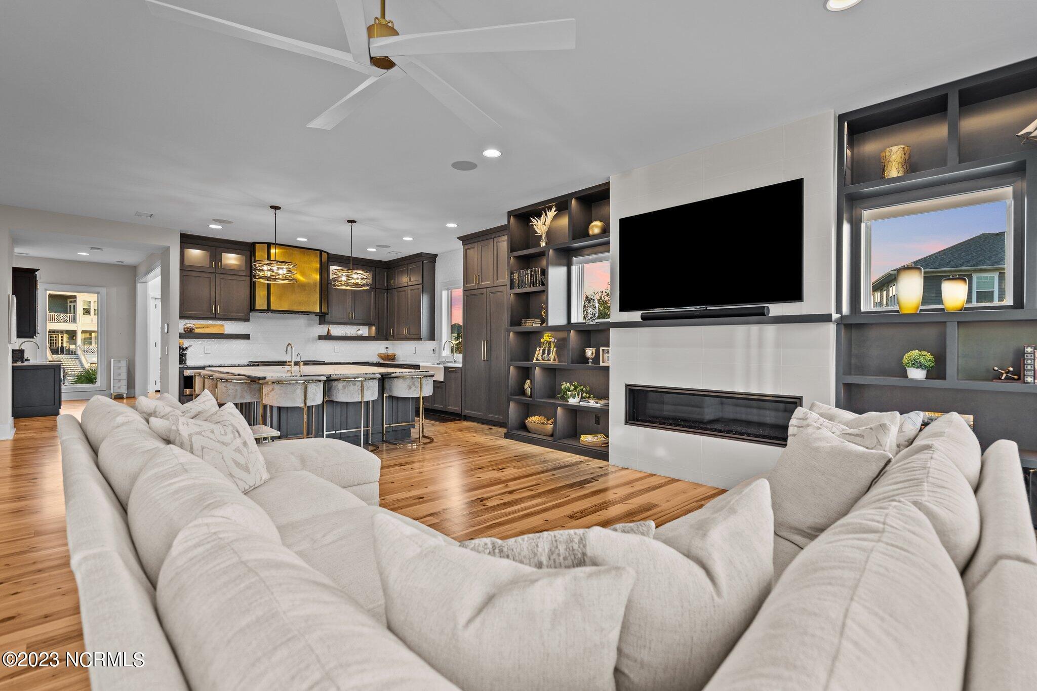 1351 Tidalwalk Drive