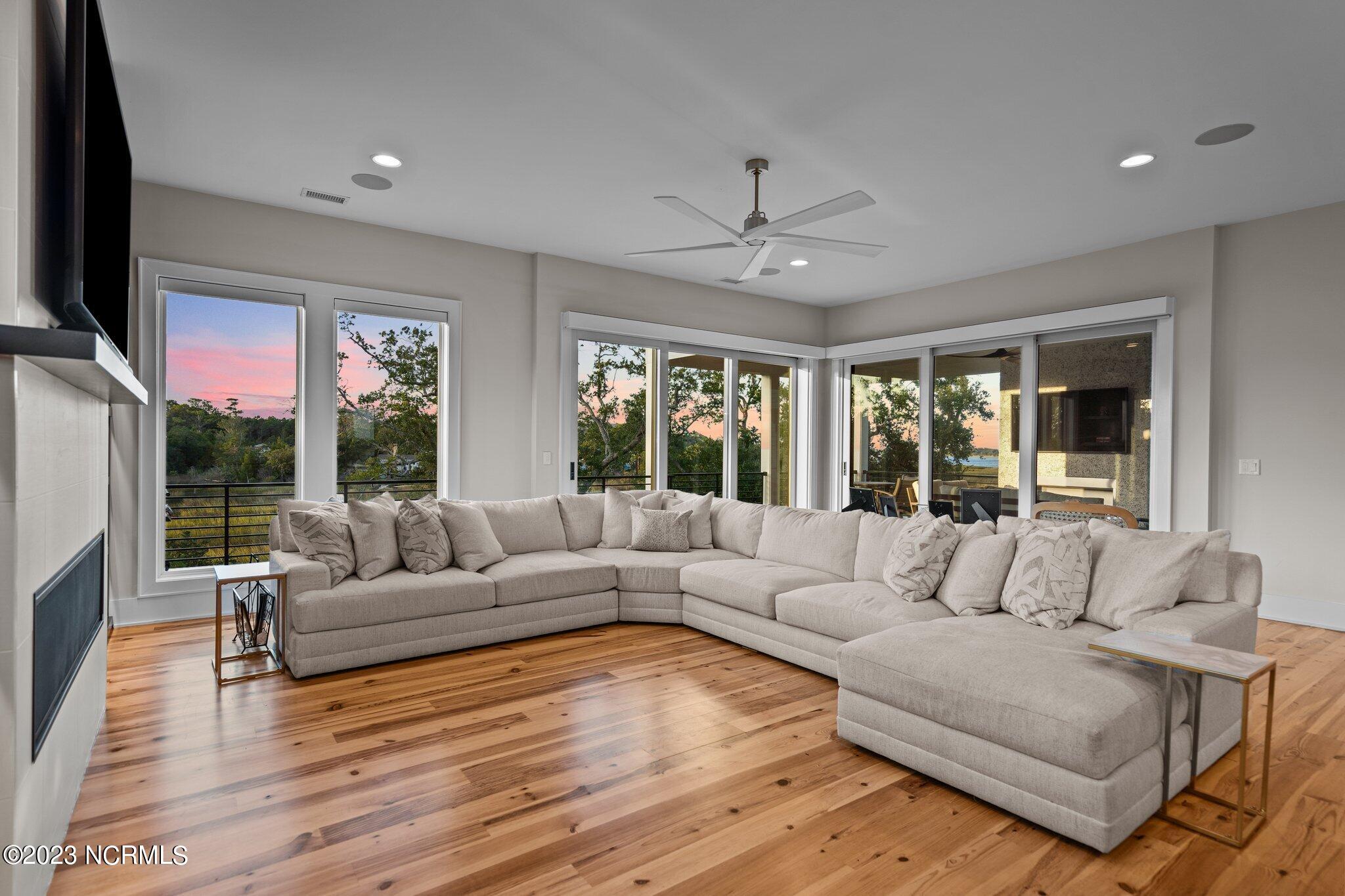 1351 Tidalwalk Drive