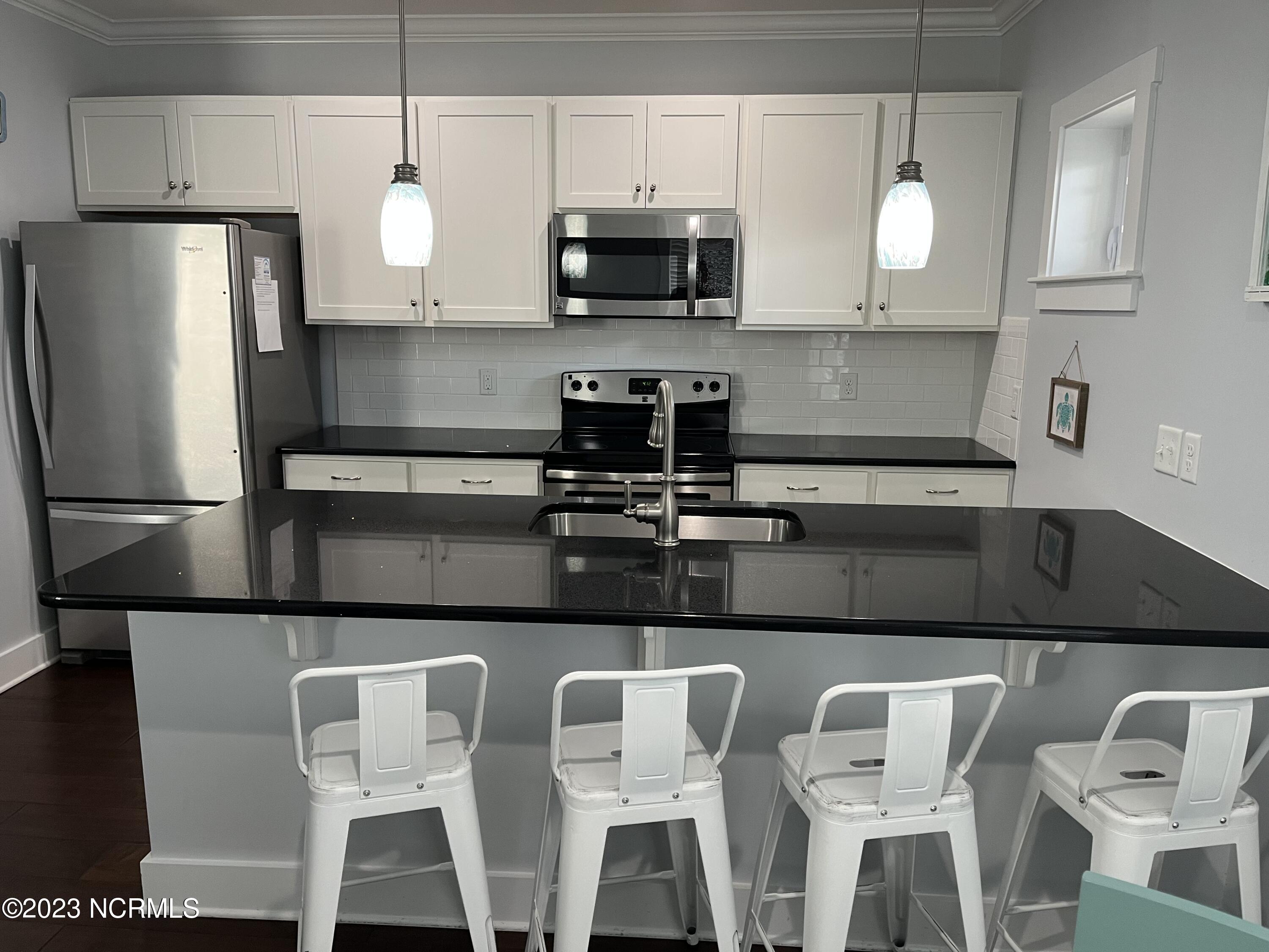 810 Cape Fear Boulevard