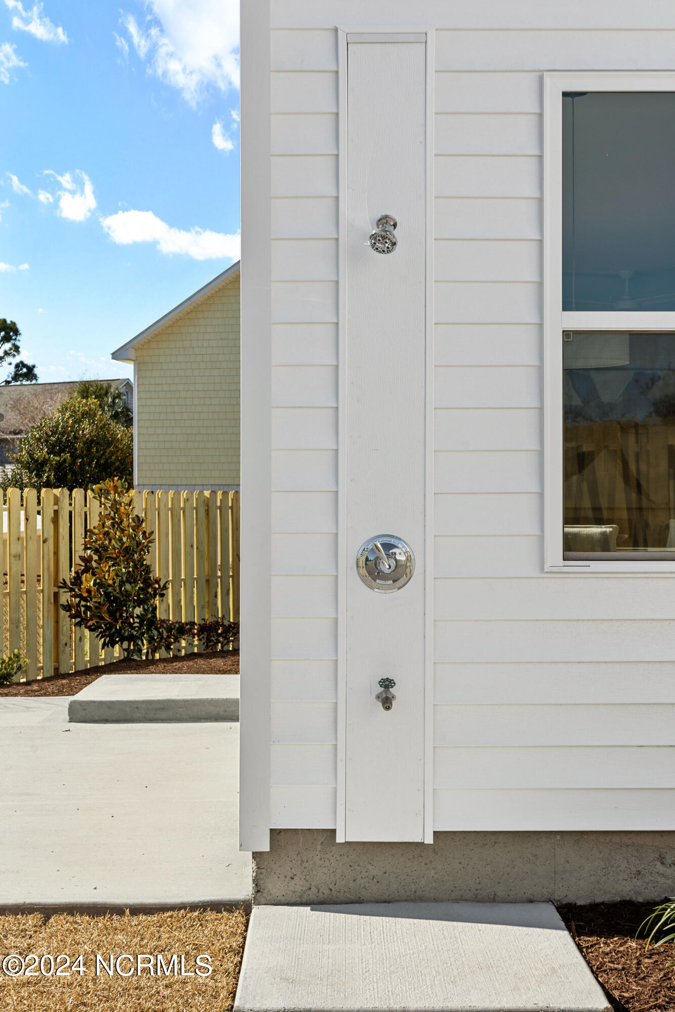 114 Hidden Cove Place