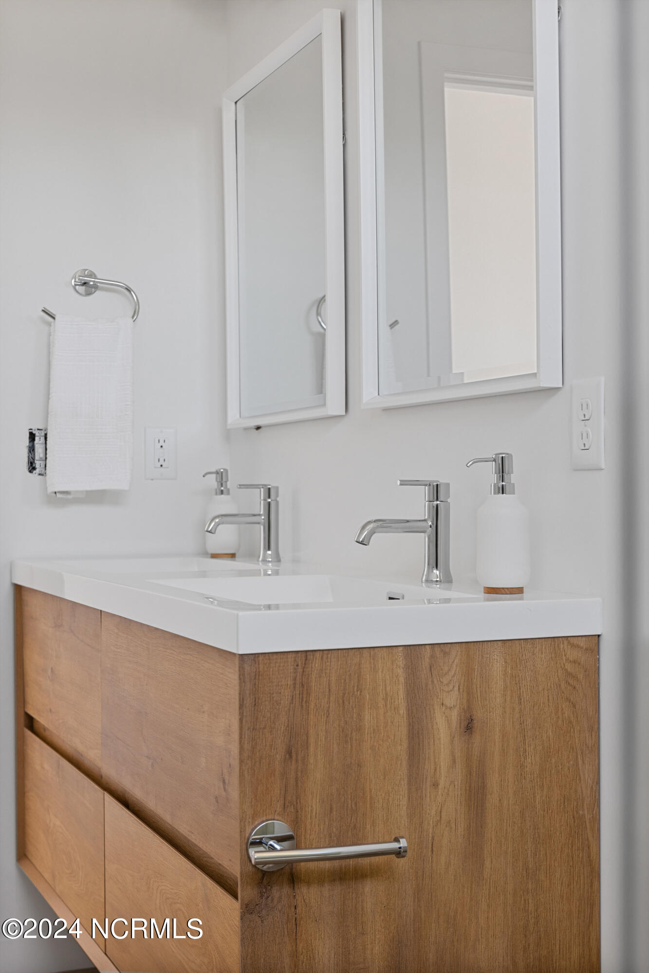 114 Hidden Cove Place