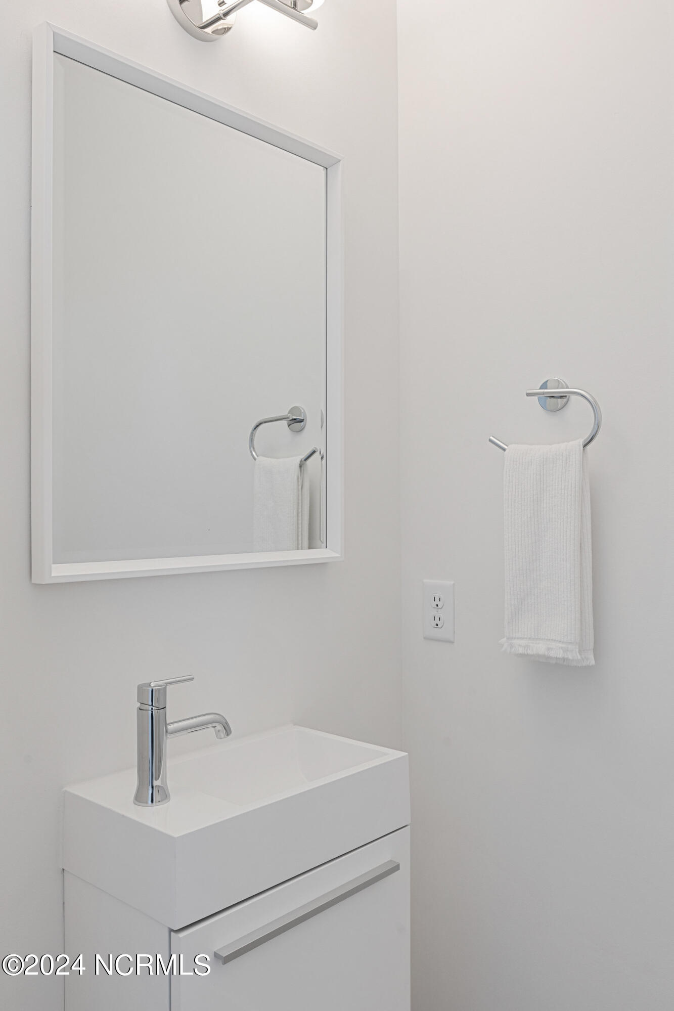 114 Hidden Cove Place