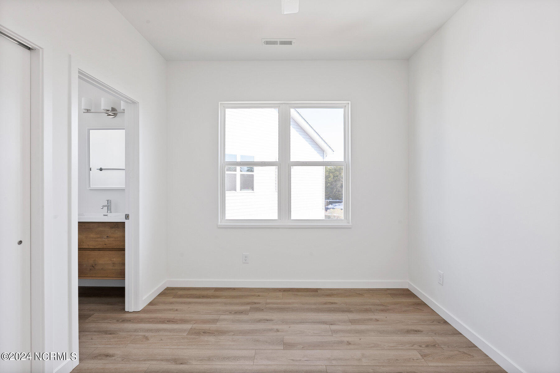 114 Hidden Cove Place