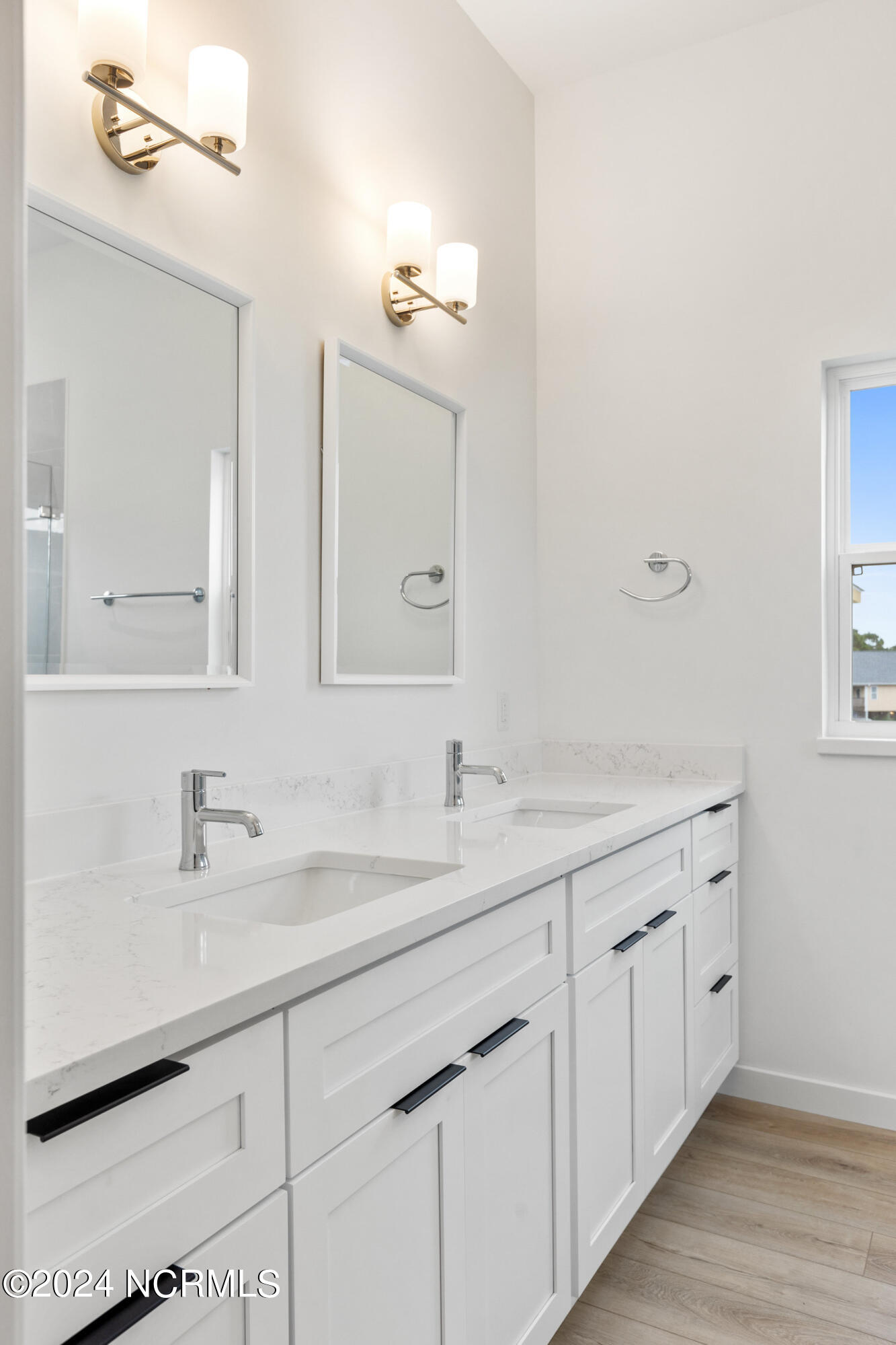 117 Hidden Cove Place