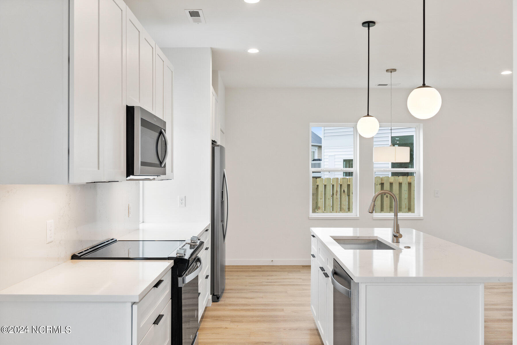 117 Hidden Cove Place