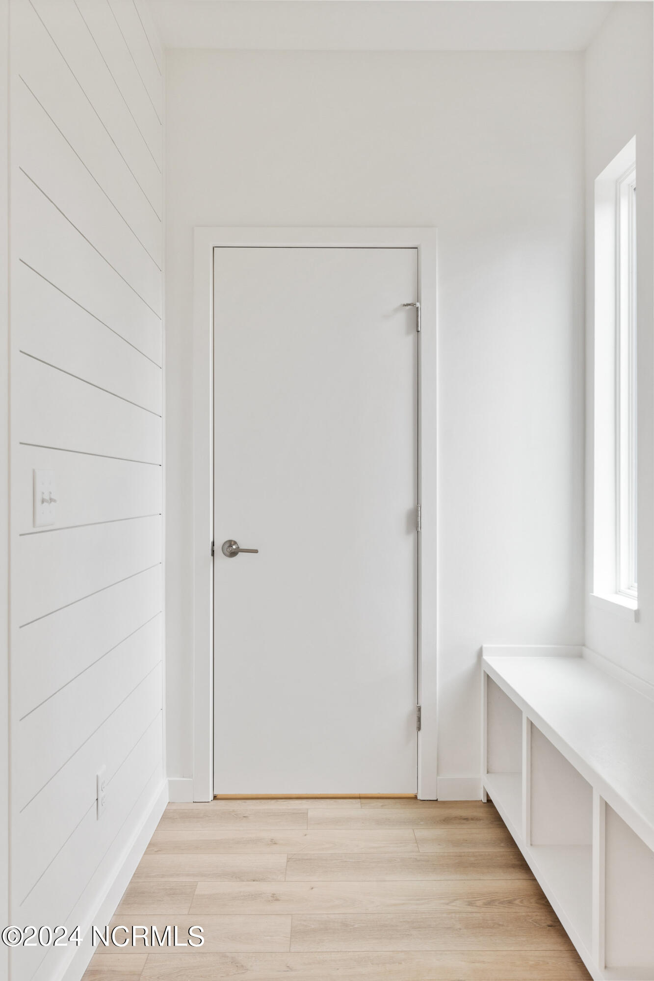 117 Hidden Cove Place