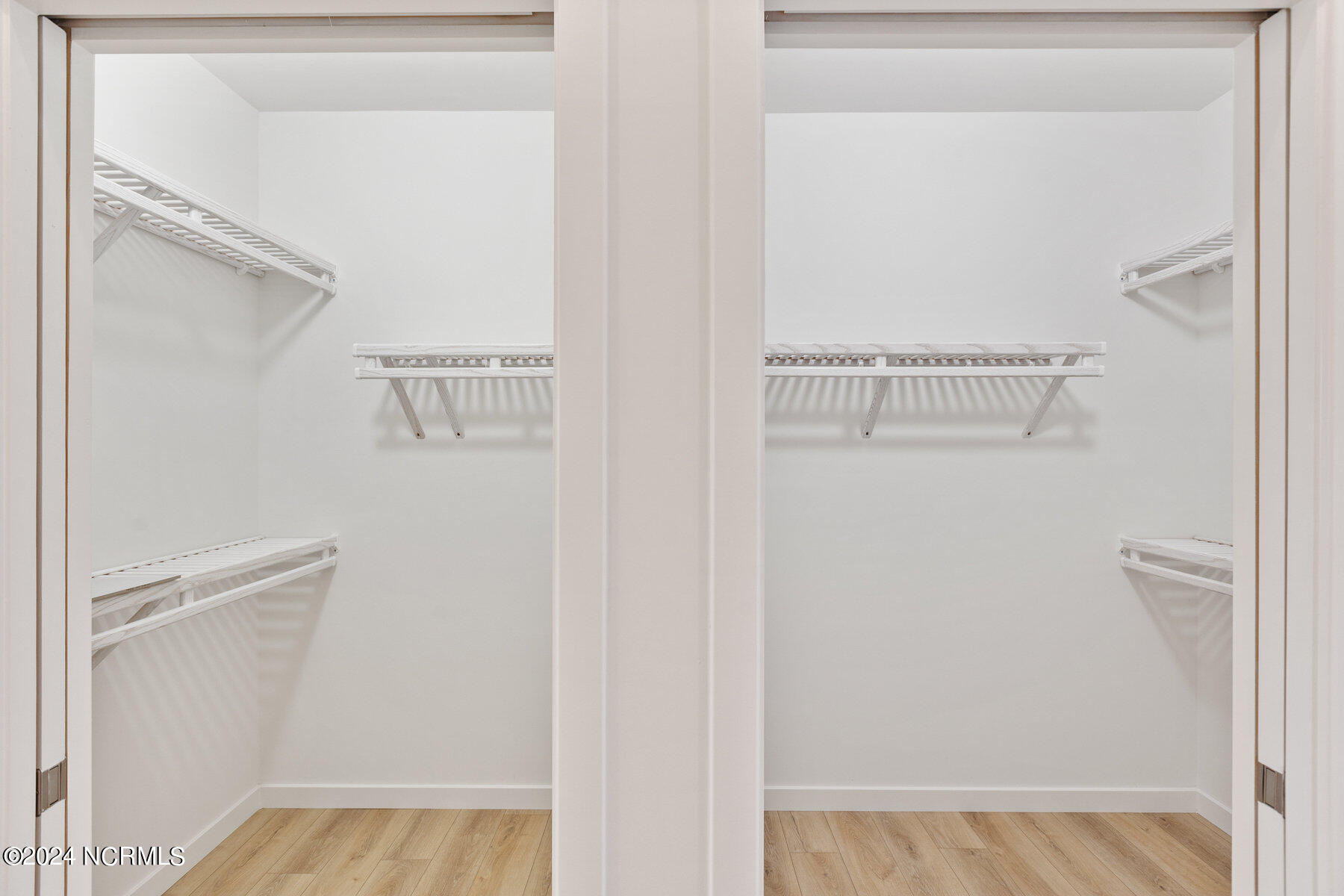 117 Hidden Cove Place