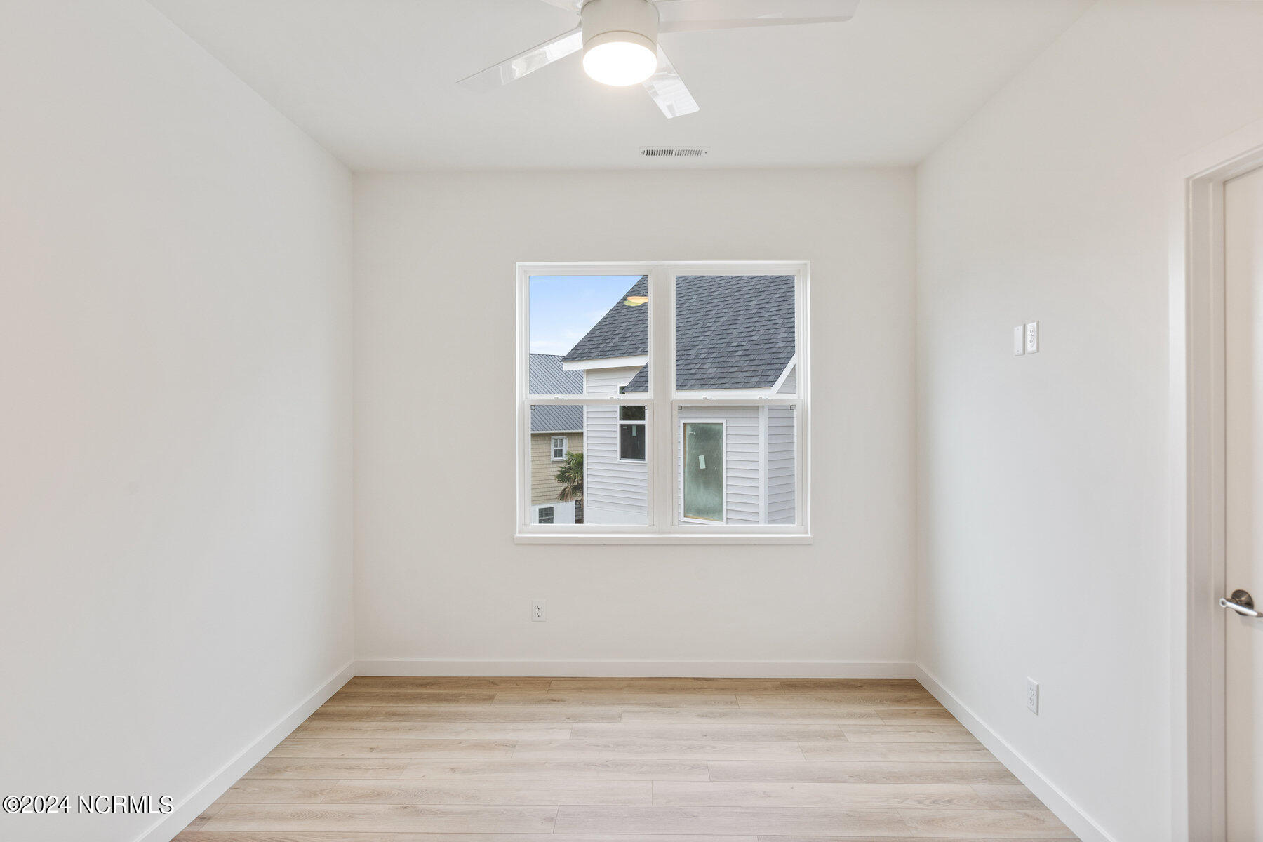 117 Hidden Cove Place