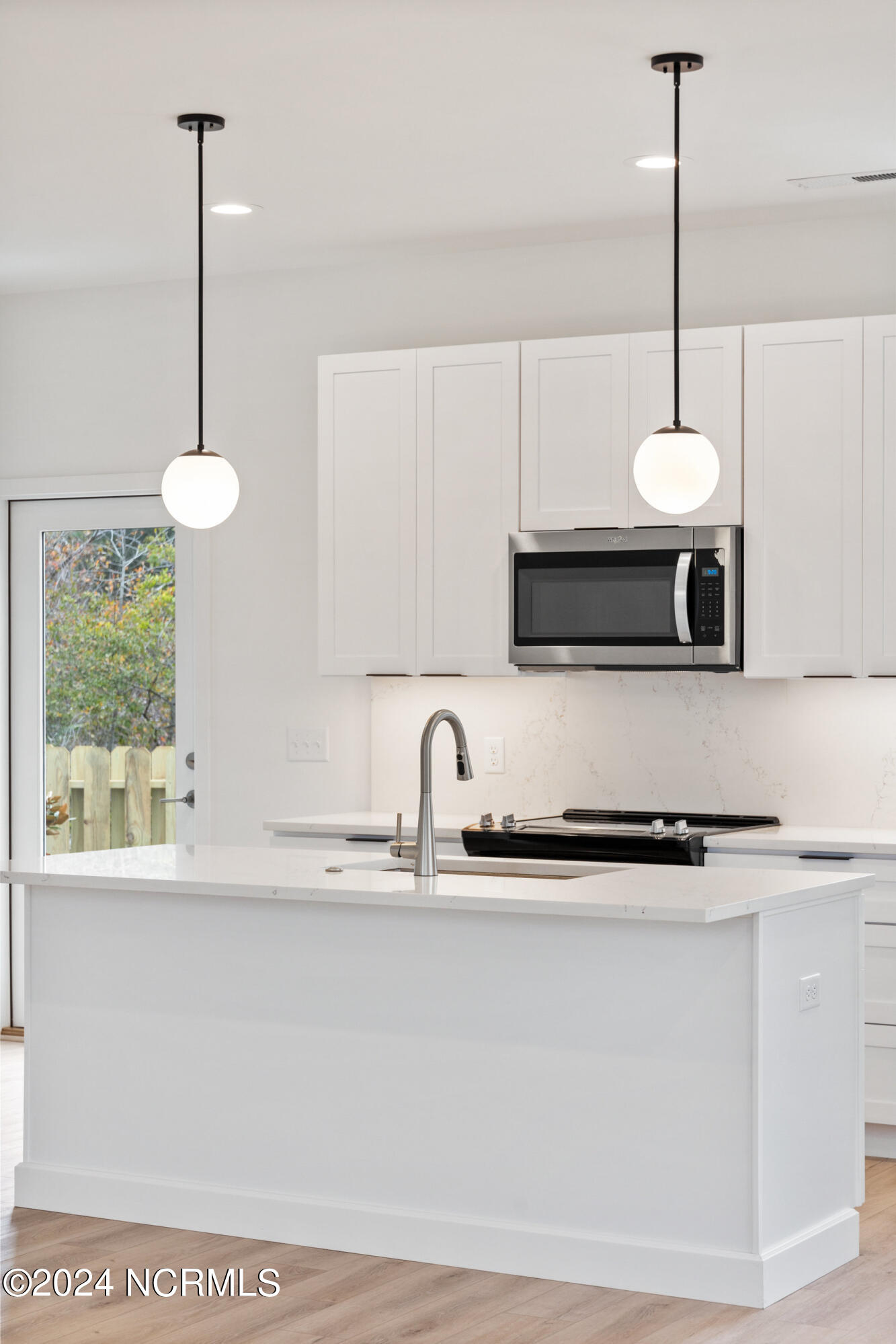 117 Hidden Cove Place