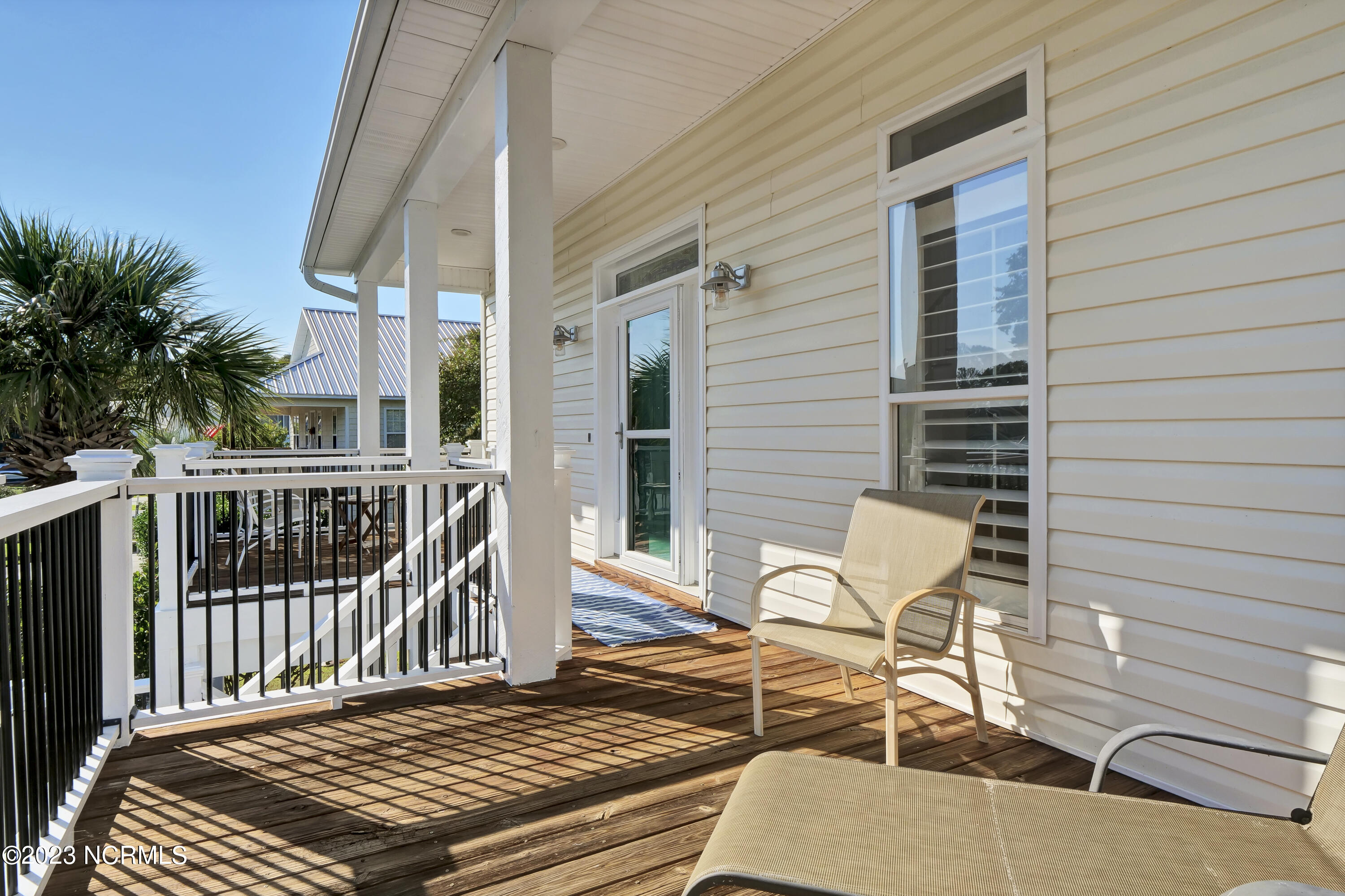 208 Peninsula Drive