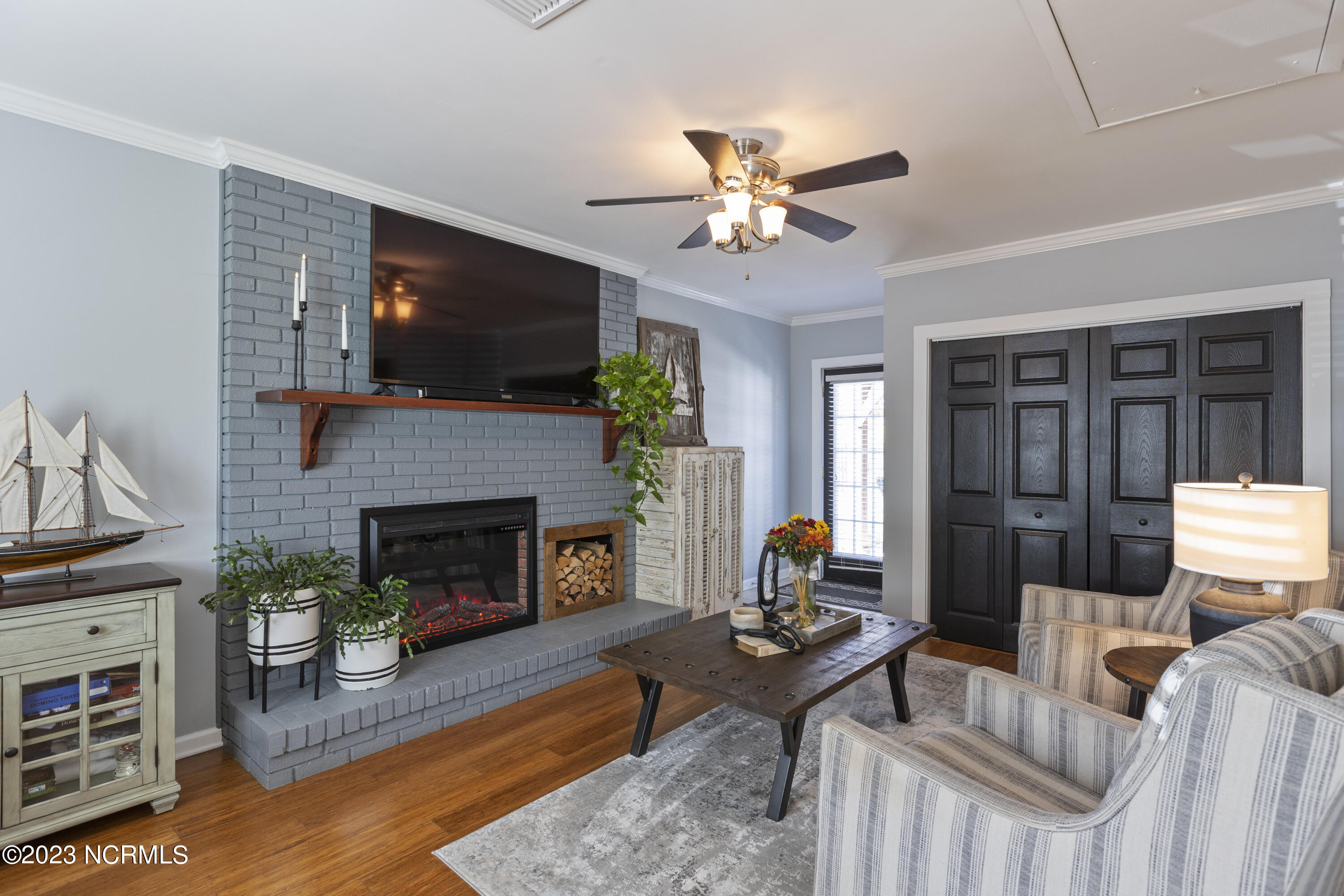 917 Spring Valley Road