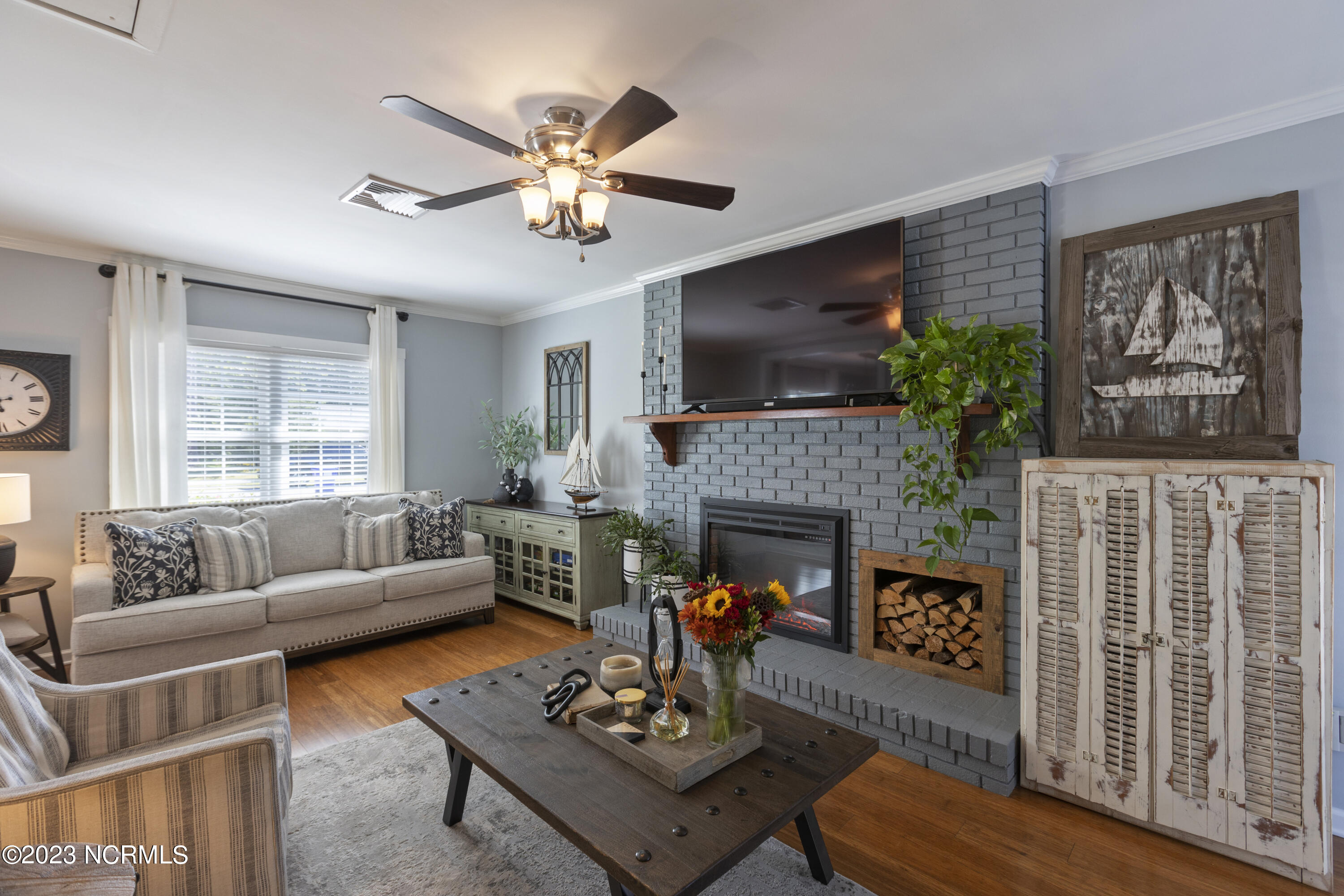 917 Spring Valley Road