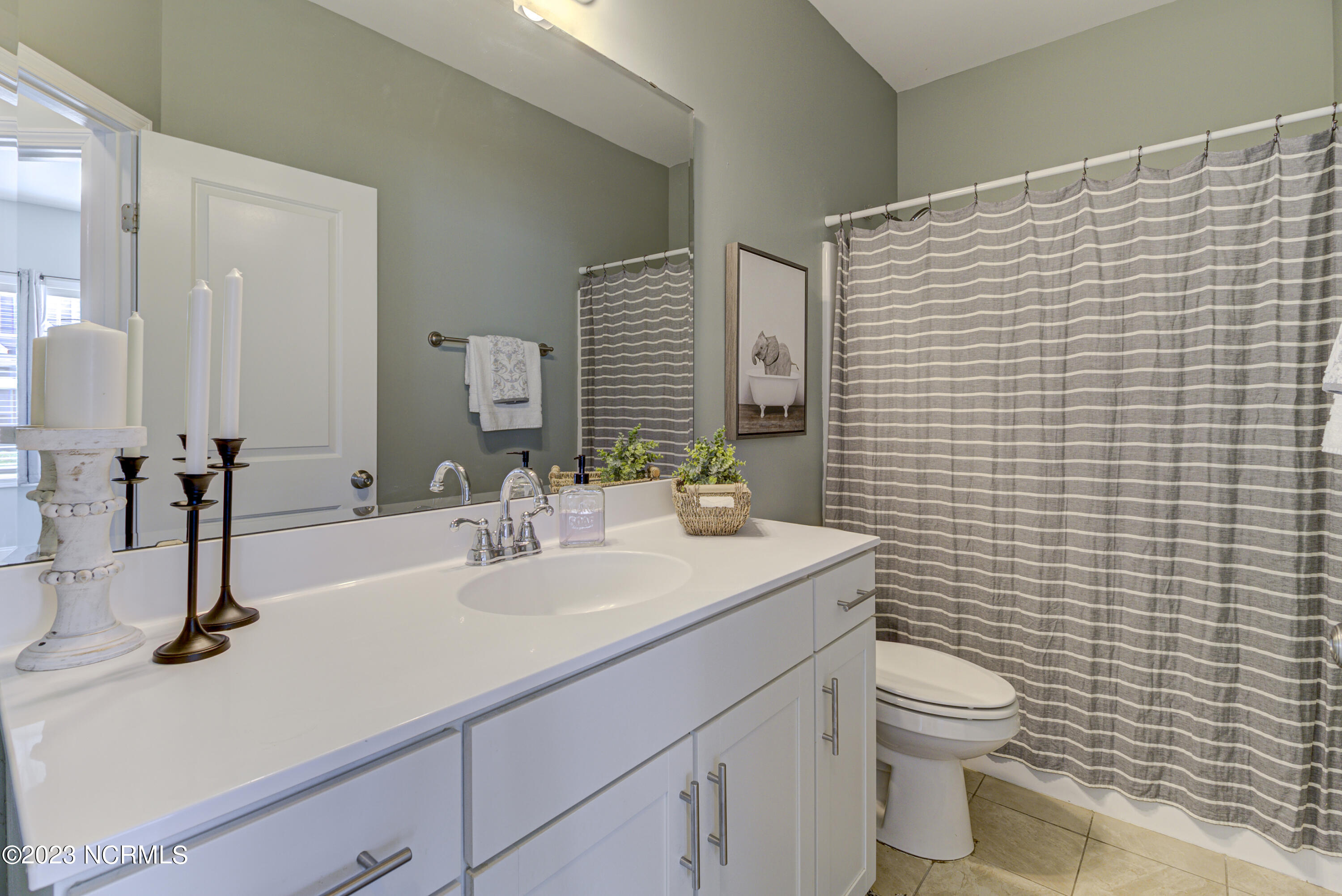 2241 Blue Bonnet Circle