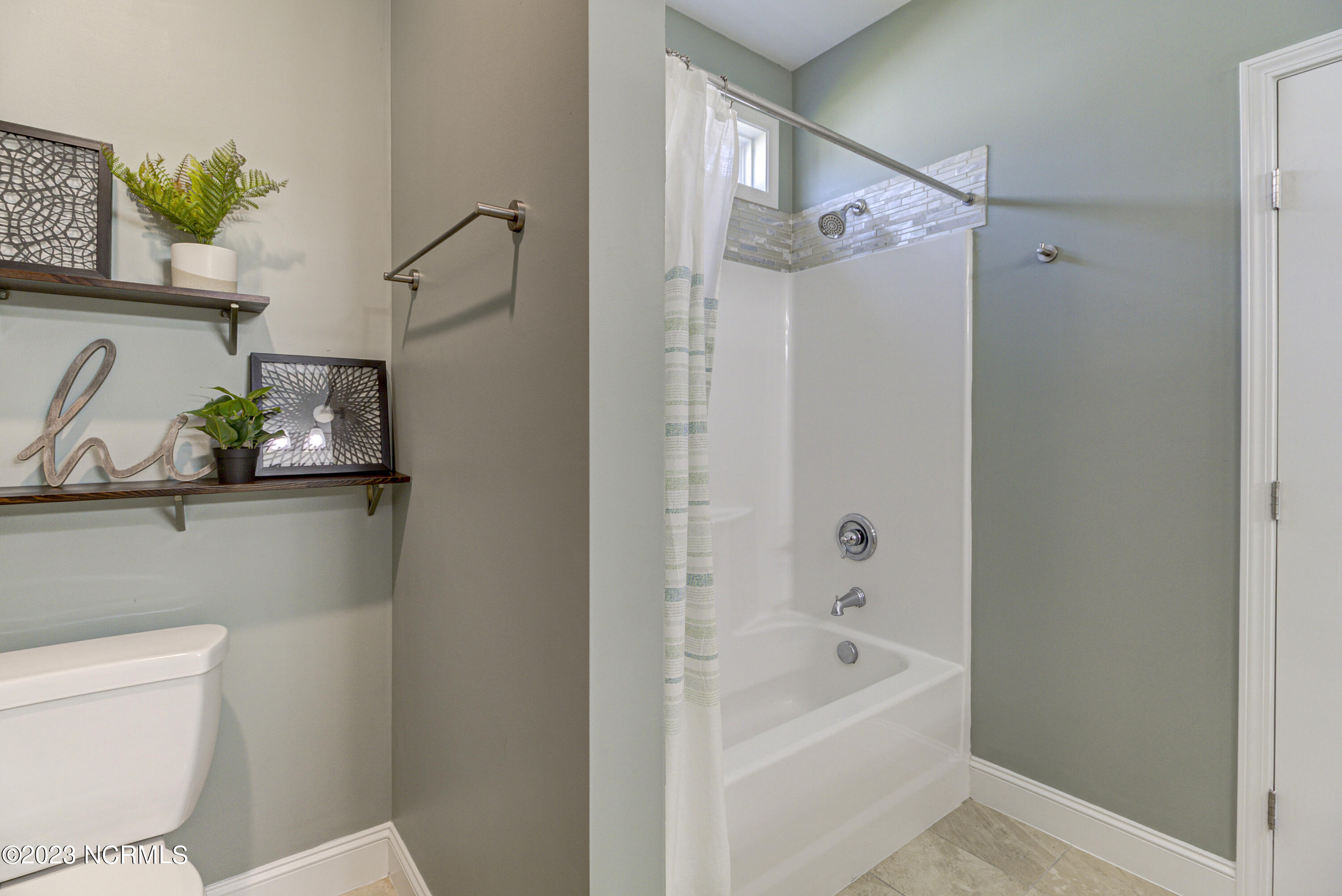 2241 Blue Bonnet Circle