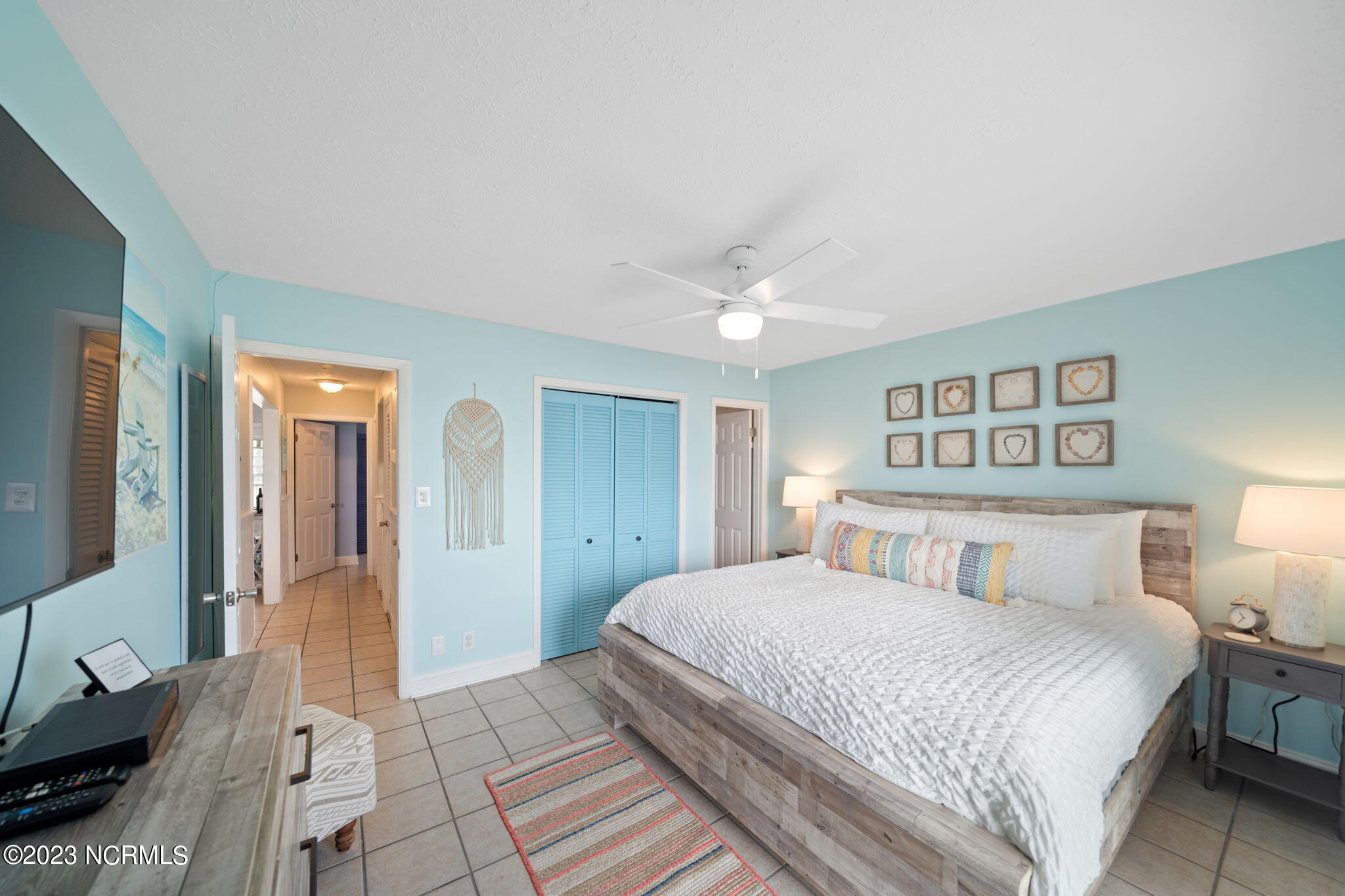 505 Pelican Court, 505