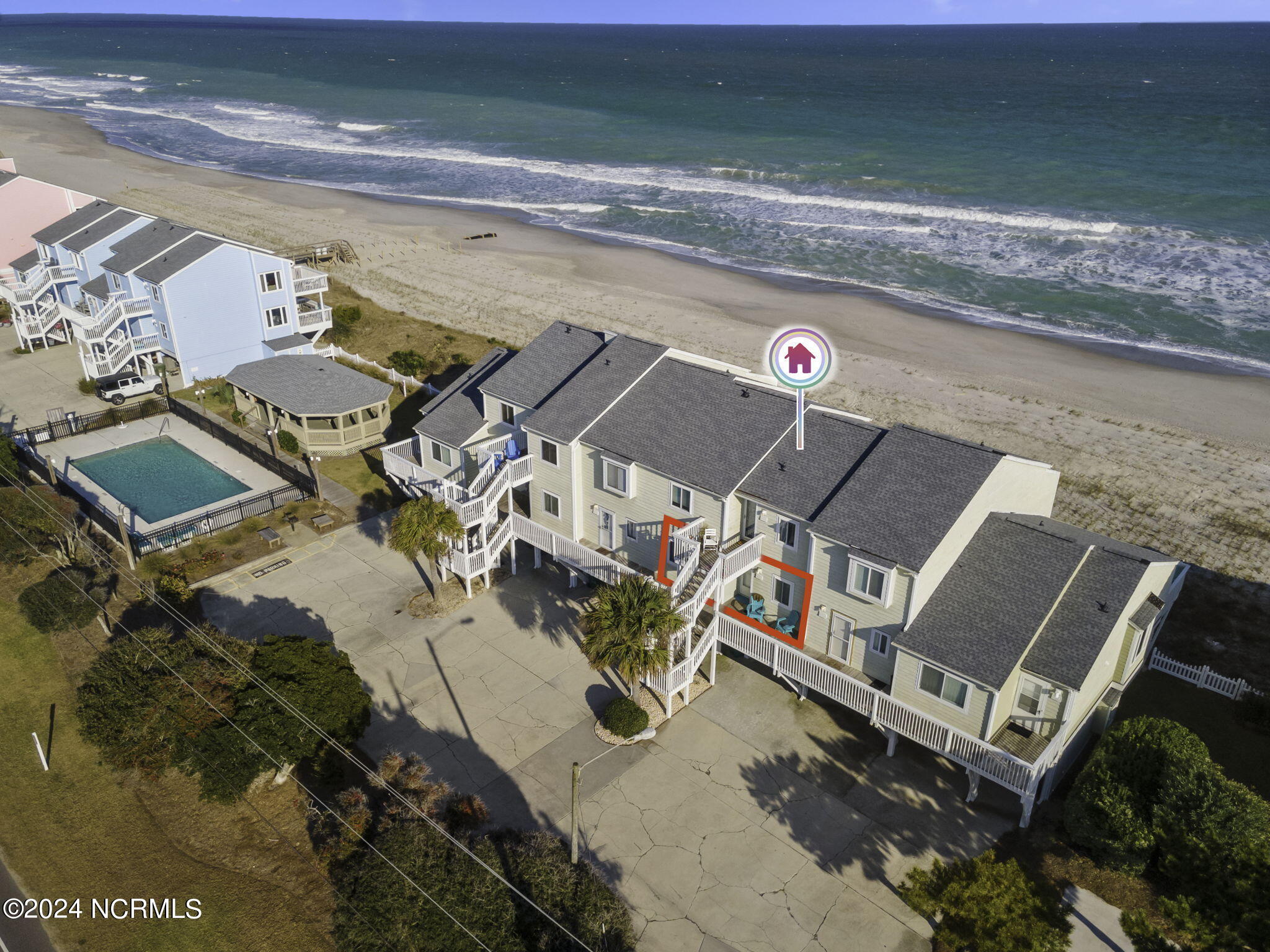 505 Pelican Court, 505