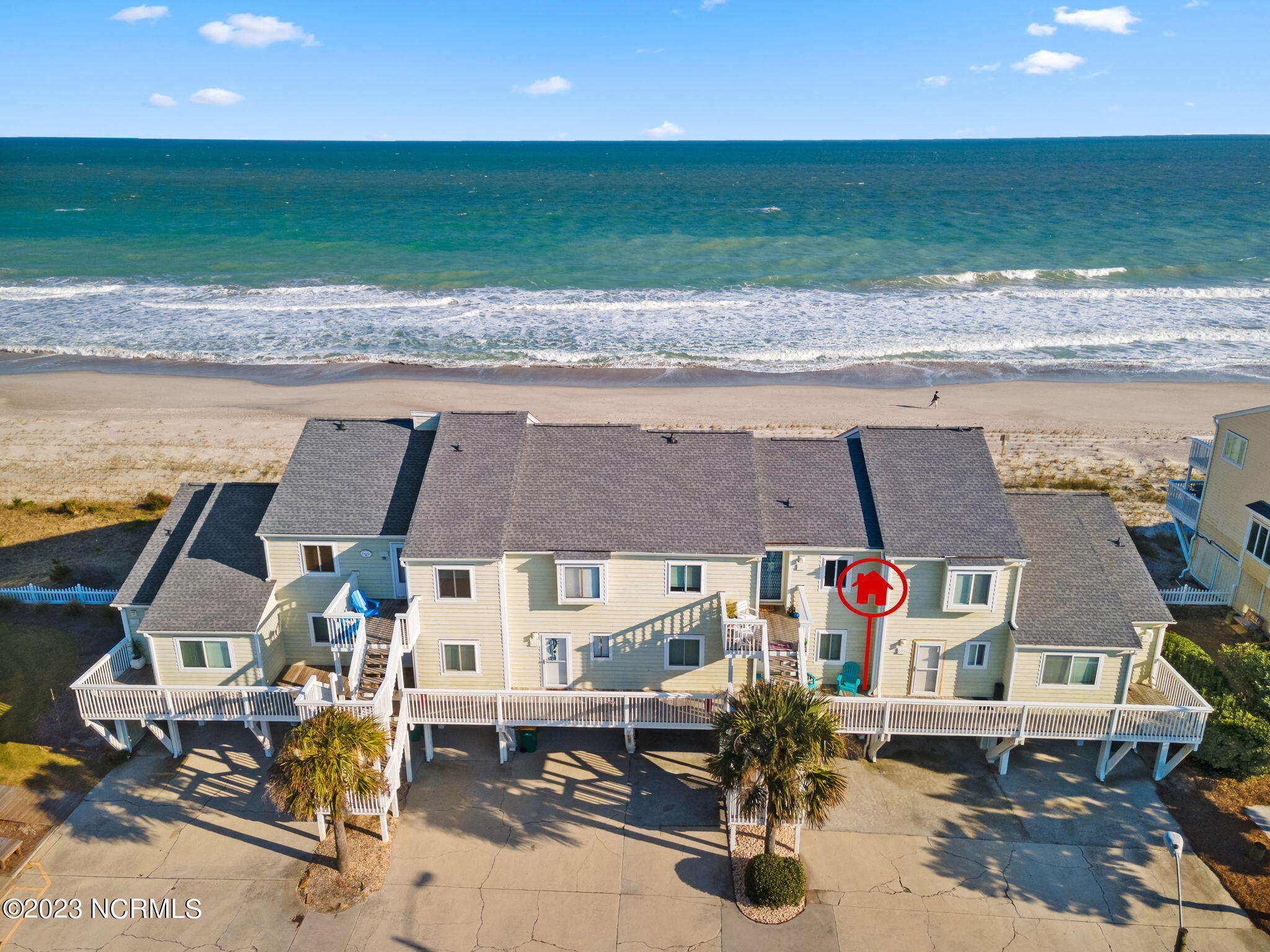 505 Pelican Court, 505