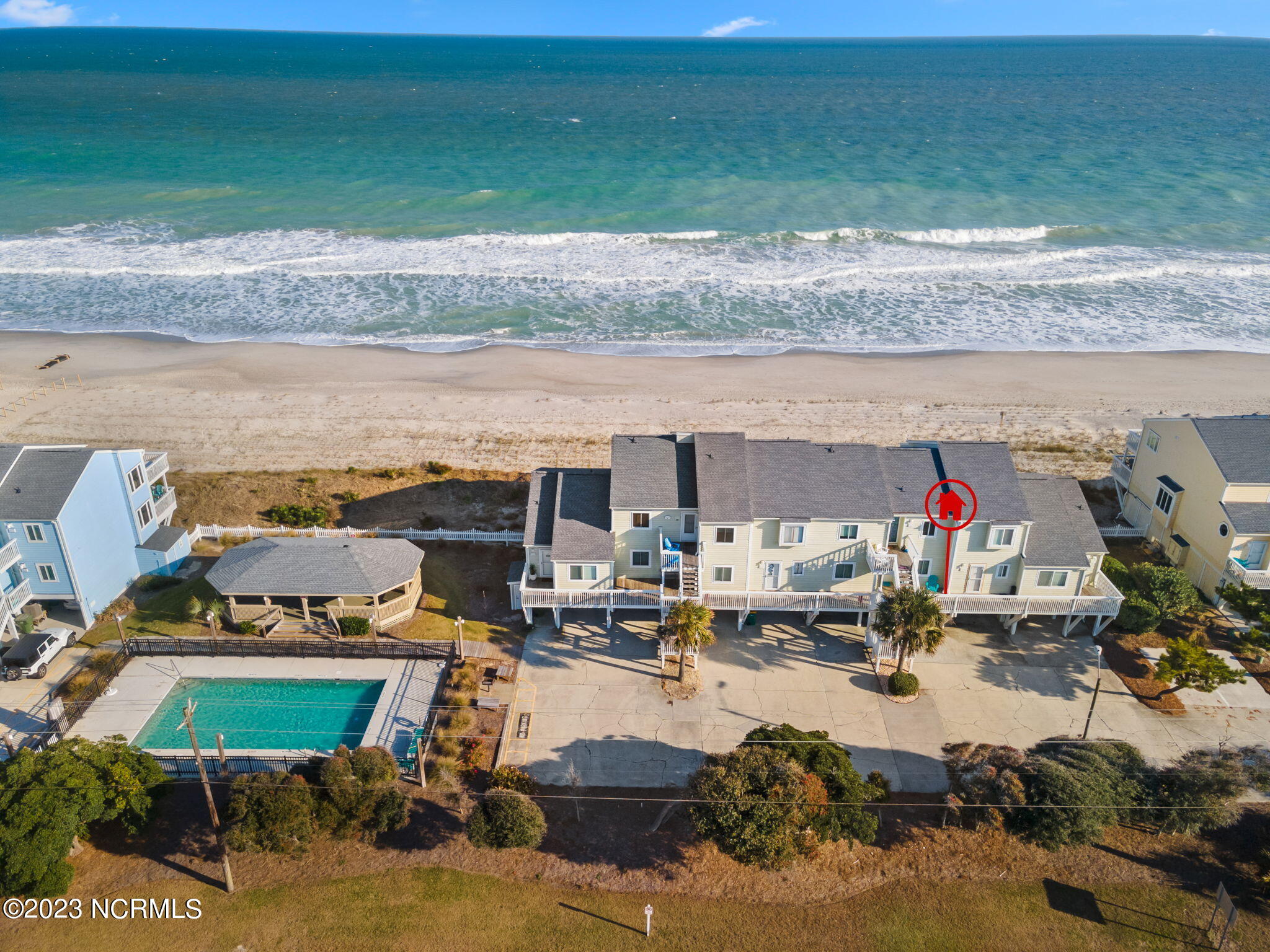 505 Pelican Court, 505