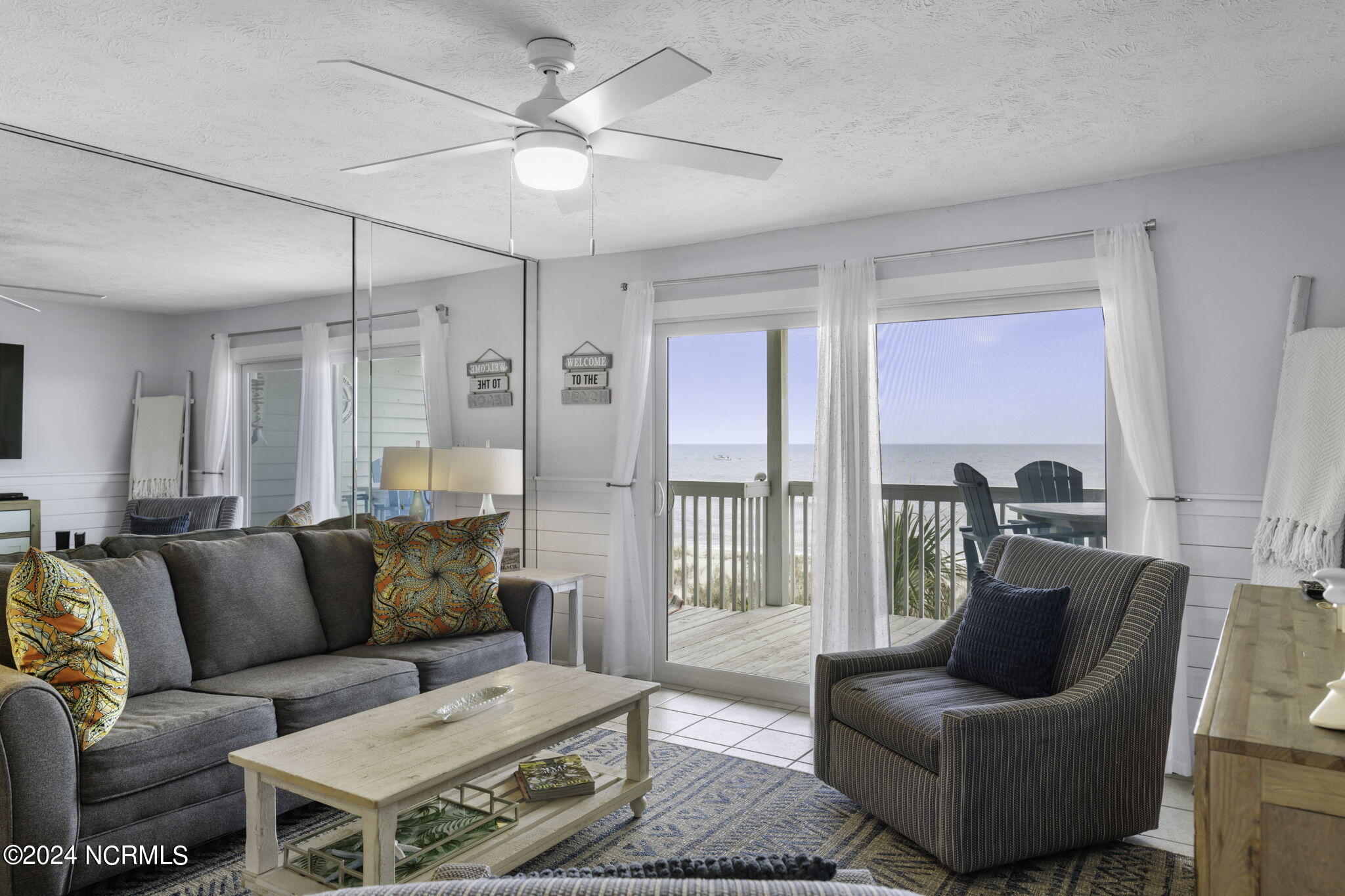 505 Pelican Court, 505