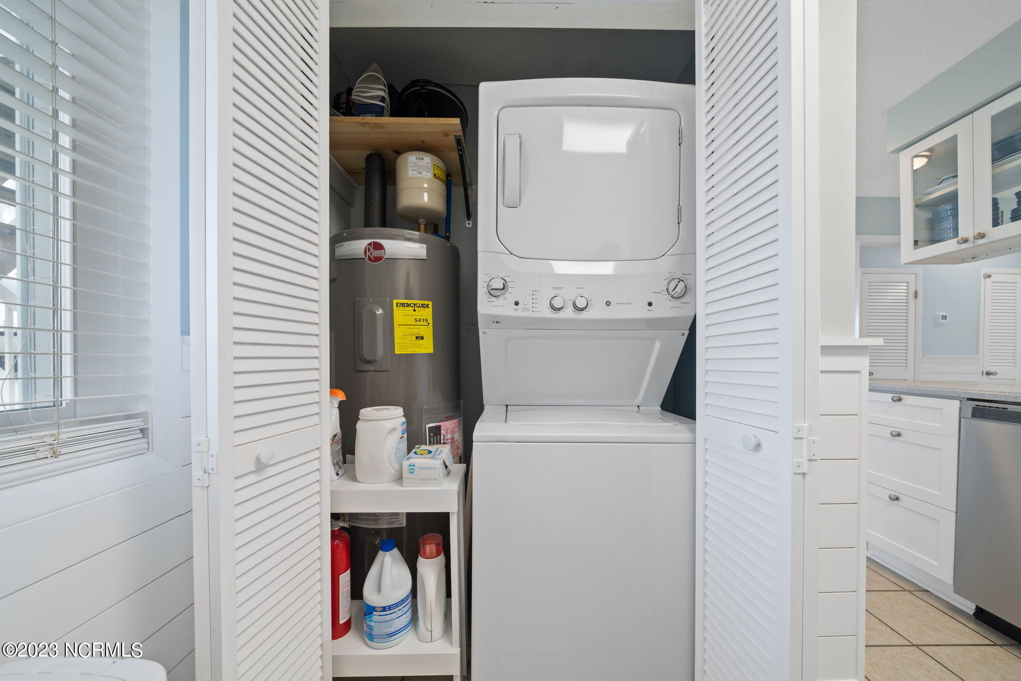 505 Pelican Court, 505