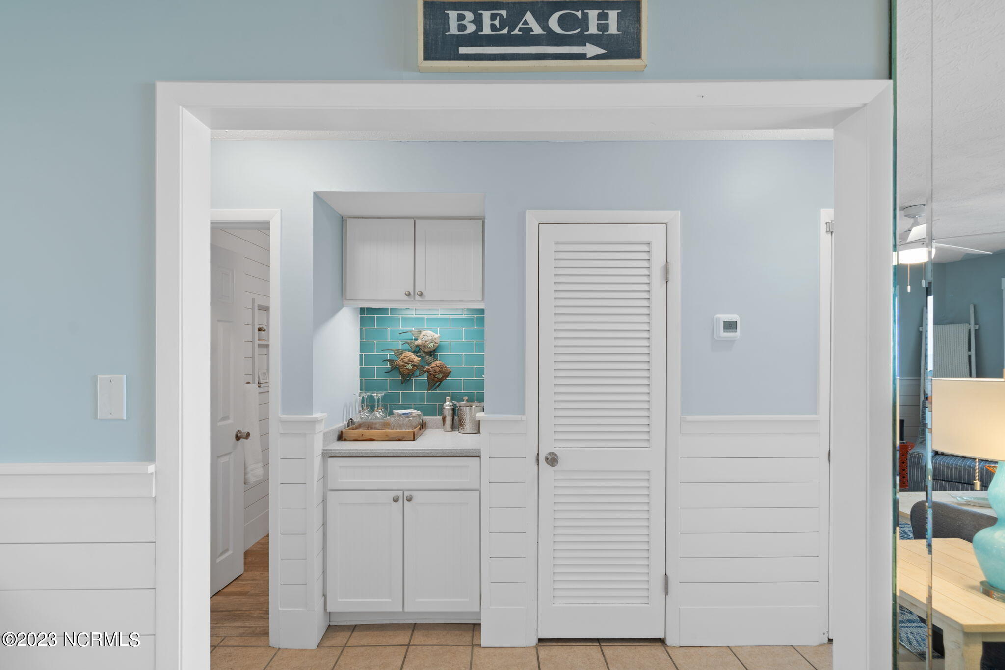 505 Pelican Court, 505