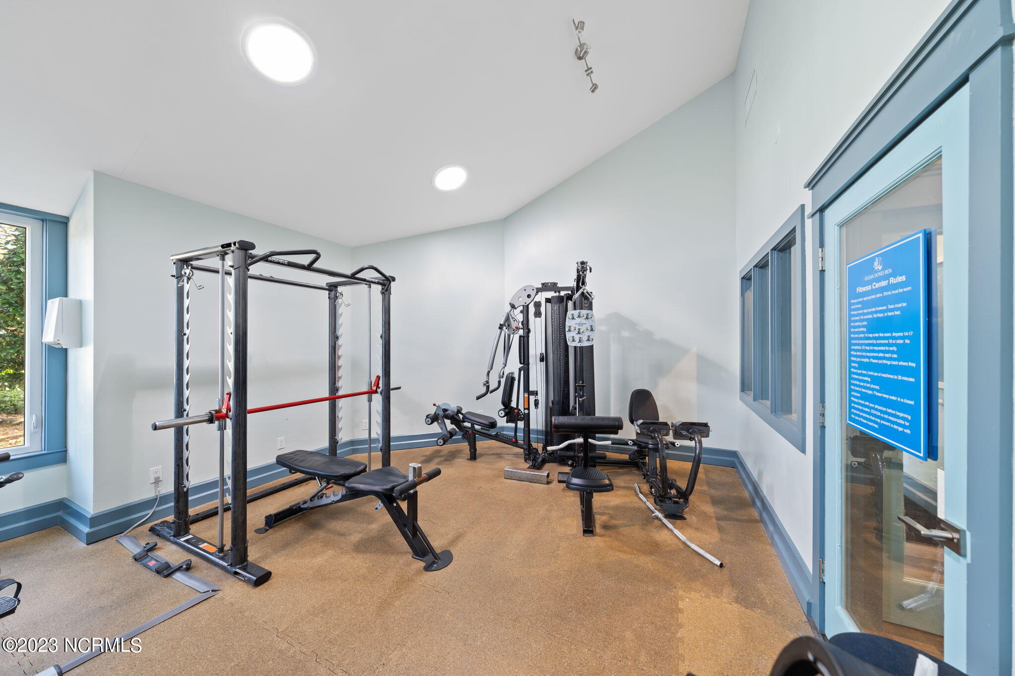 505 Pelican Court, 505