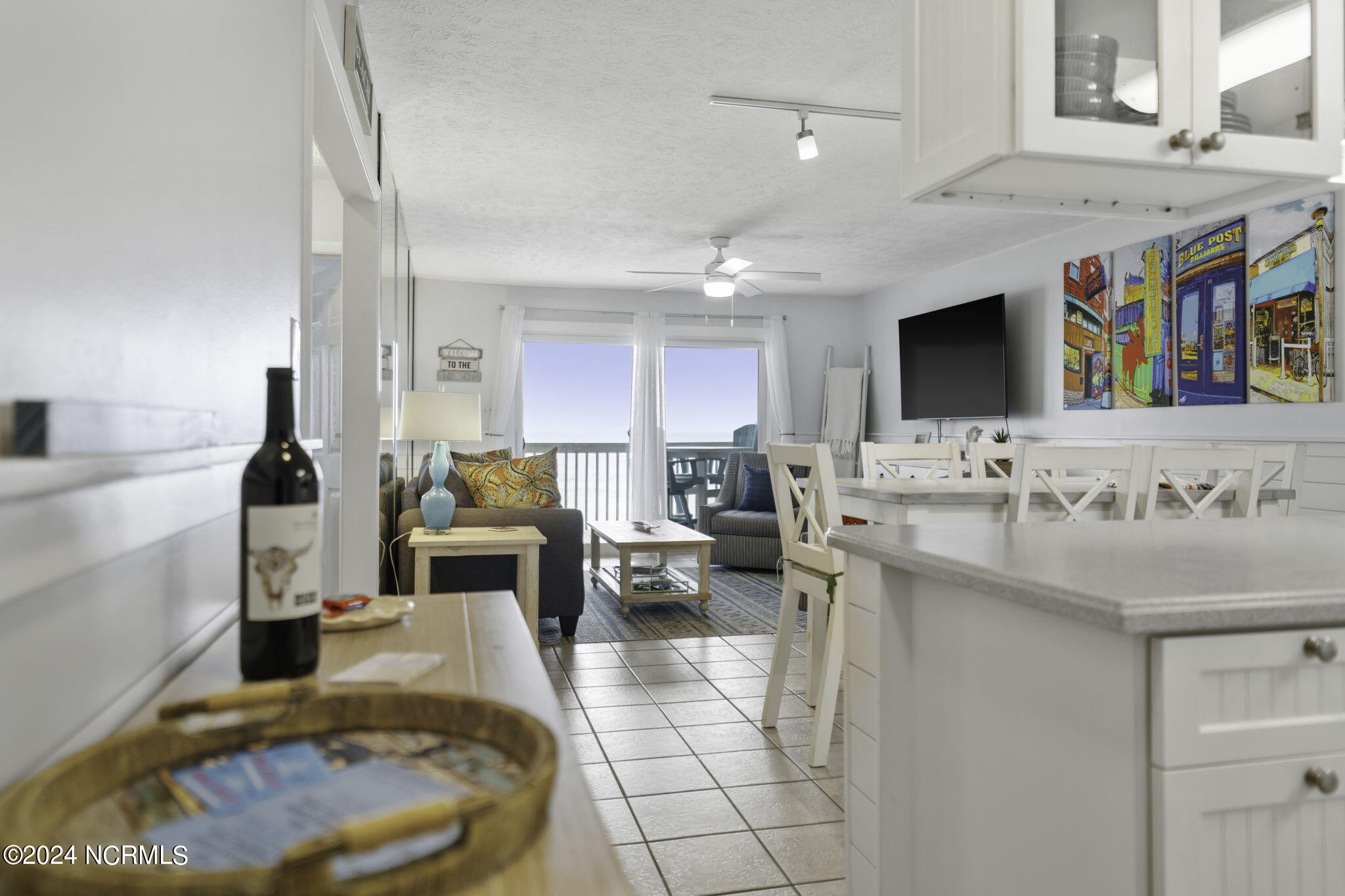 505 Pelican Court, 505