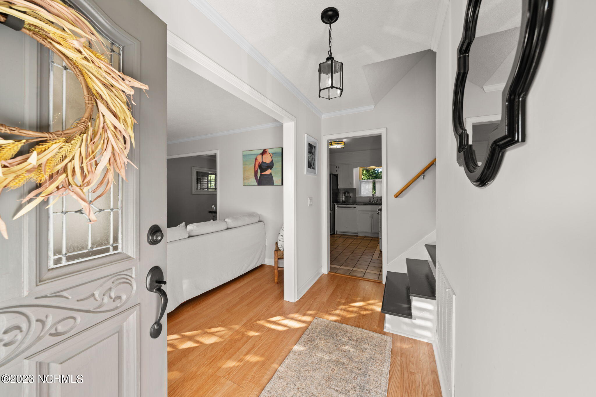 17 Pelican Point Road