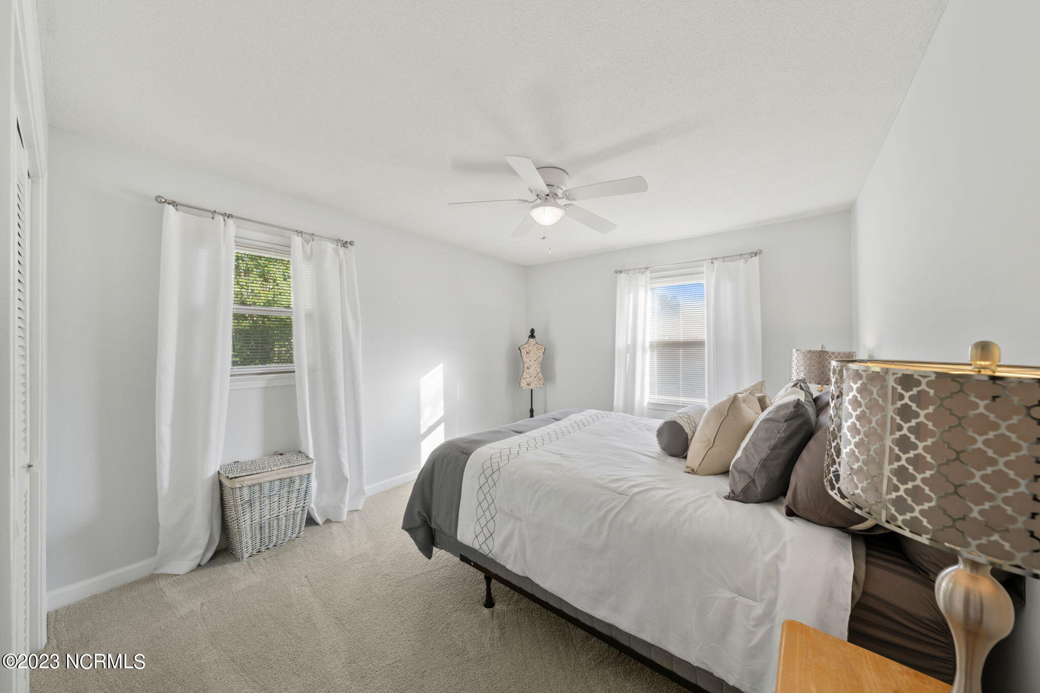 17 Pelican Point Road